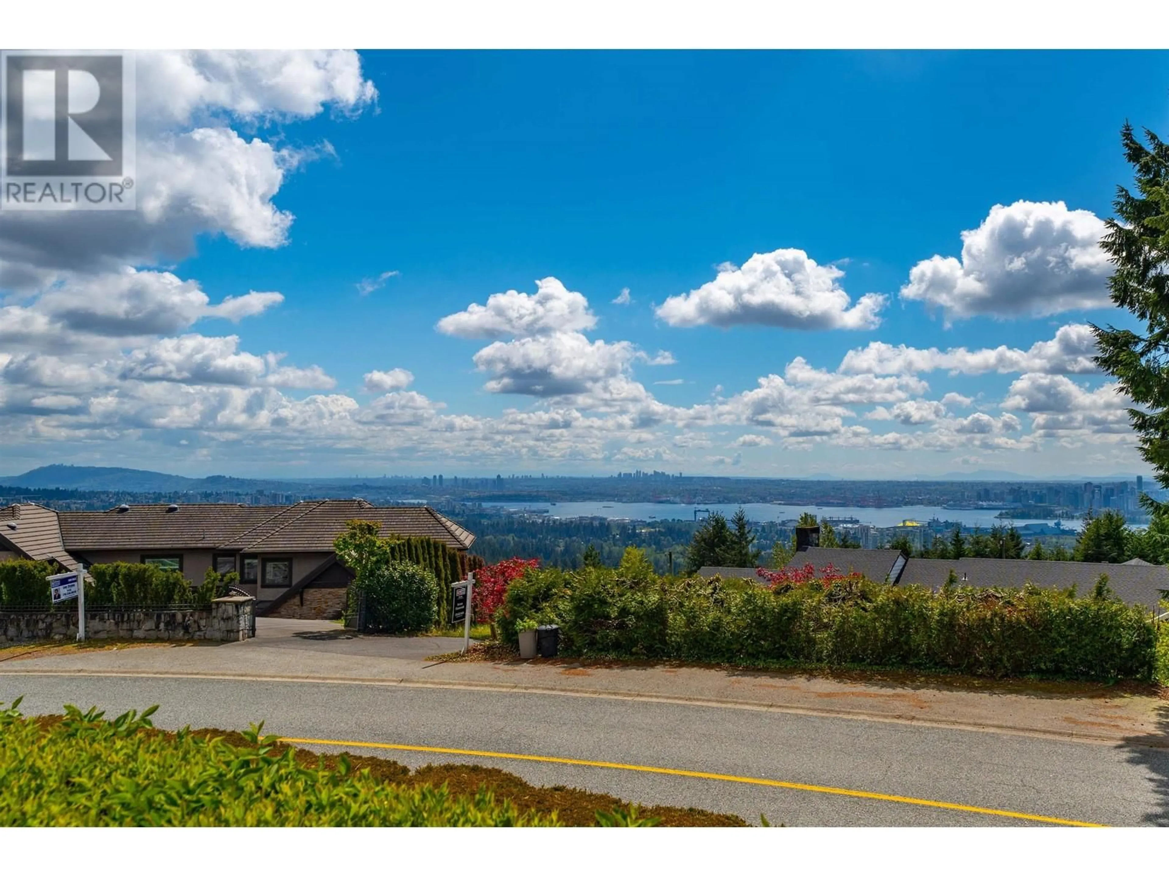 A pic from outside/outdoor area/front of a property/back of a property/a pic from drone, mountain view for 1028 GROVELAND PLACE, West Vancouver British Columbia V7S1Z5