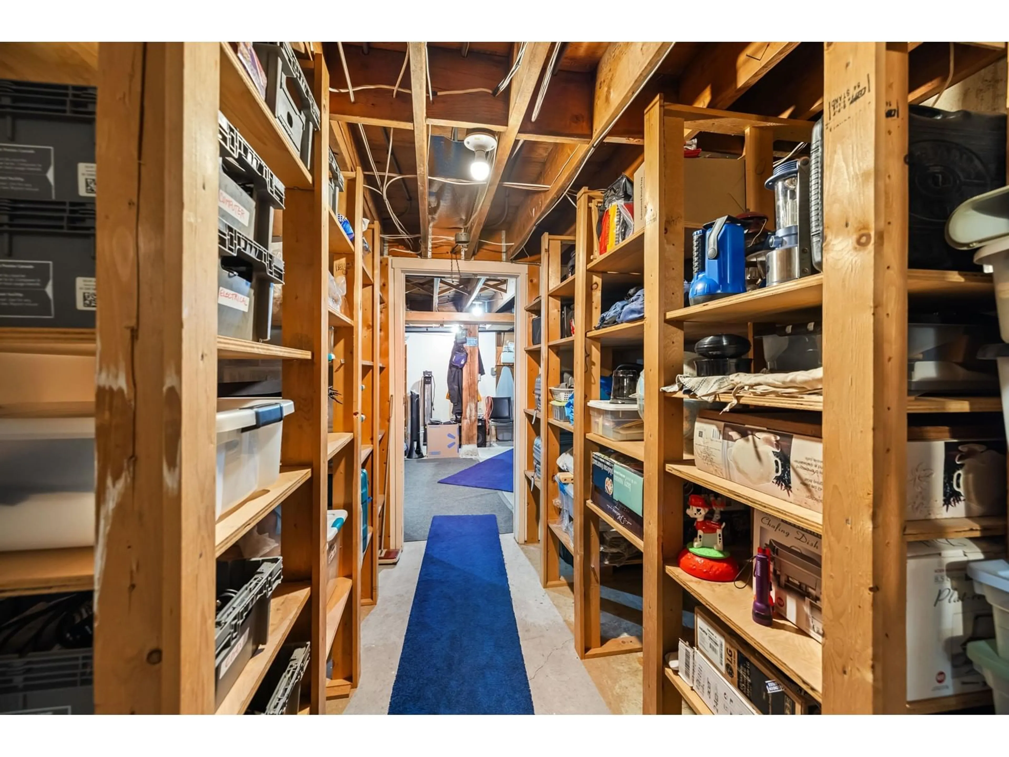 Storage room or clothes room or walk-in closet for 23133 70A, Langley British Columbia V2Y2J9
