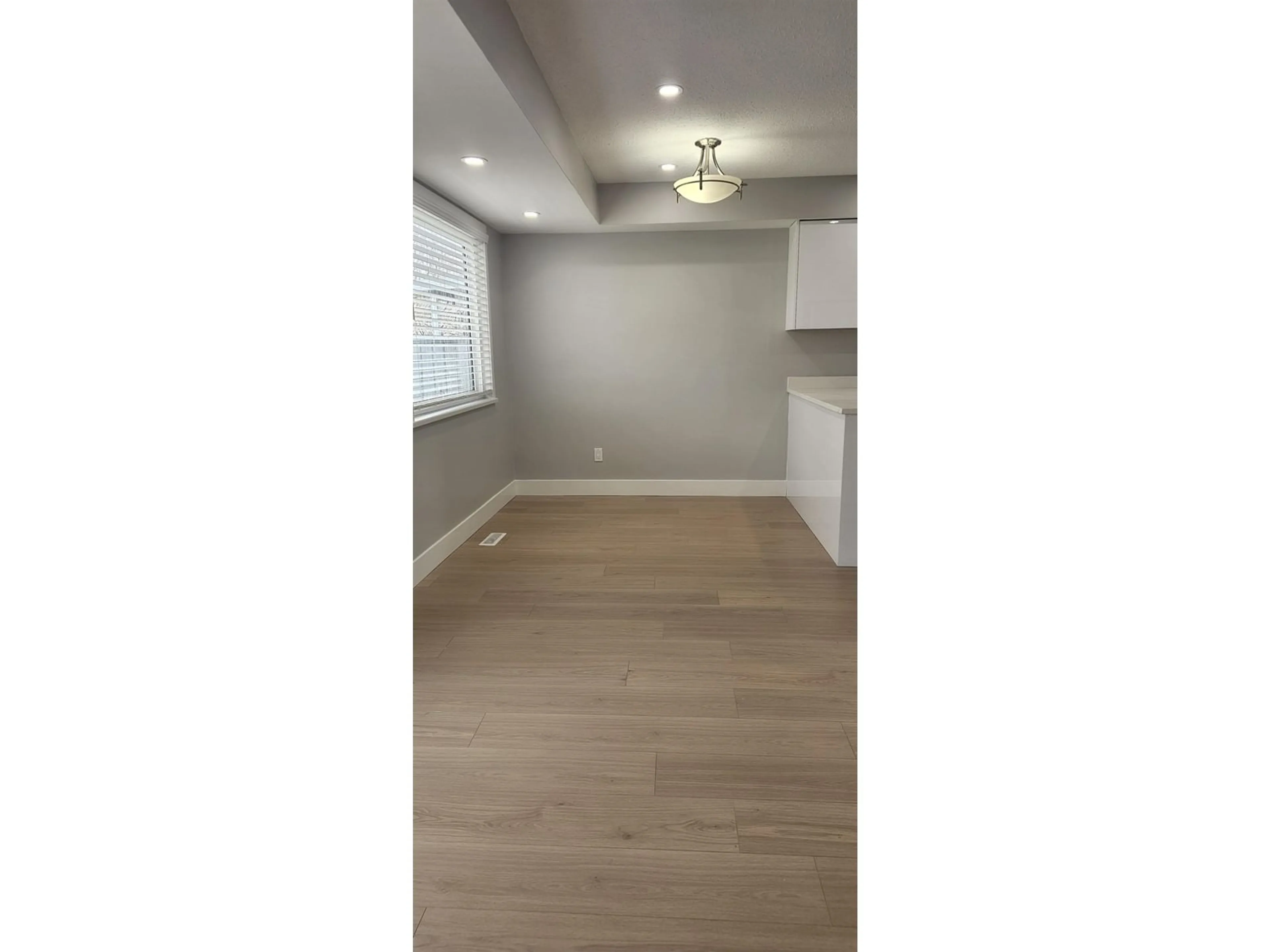 A pic of a room for 2393 WAKEFIELD, Langley British Columbia V2Y1B3