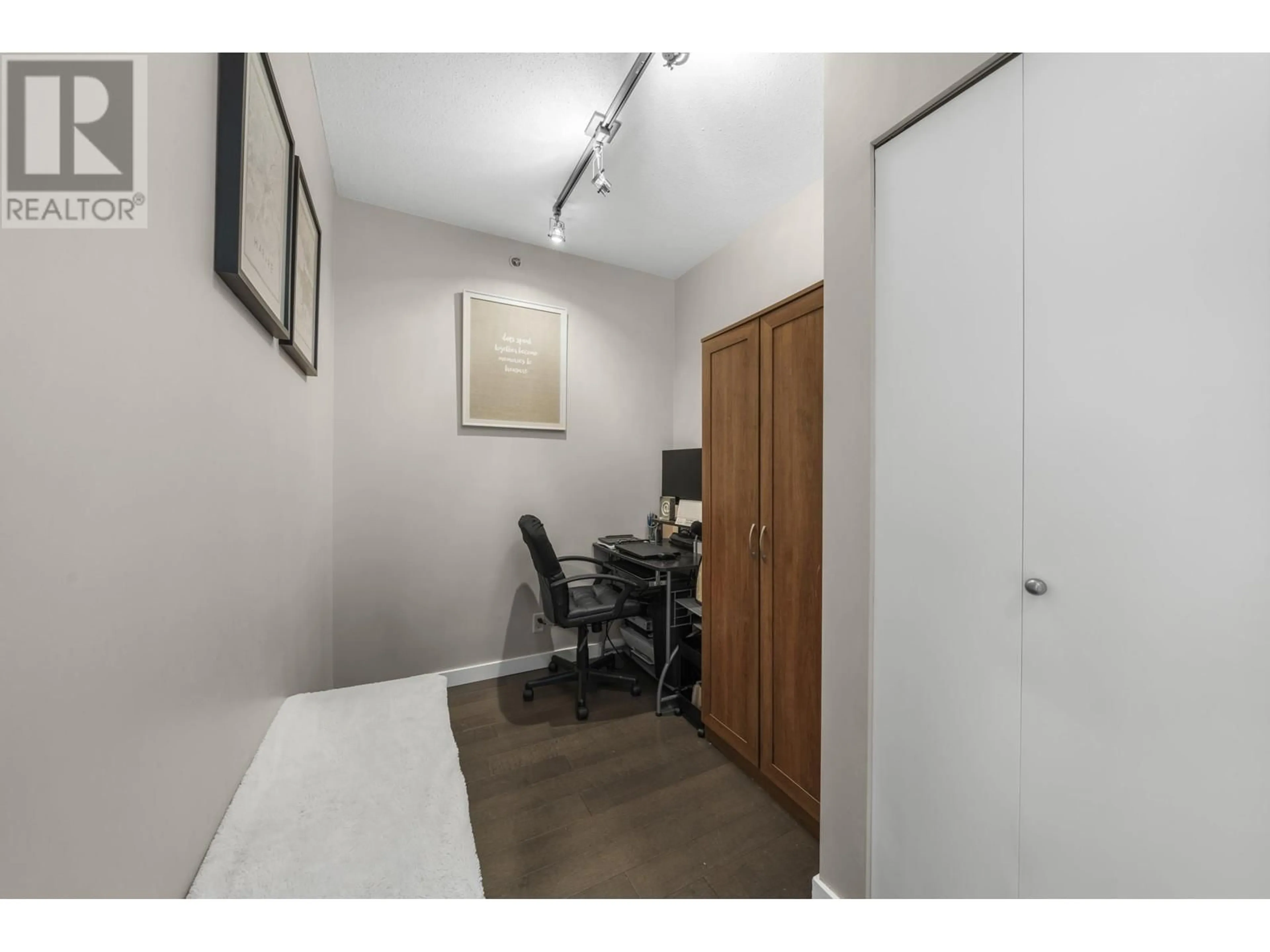 A pic of a room for 101 555 DELESTRE AVENUE, Coquitlam British Columbia V3K0A9