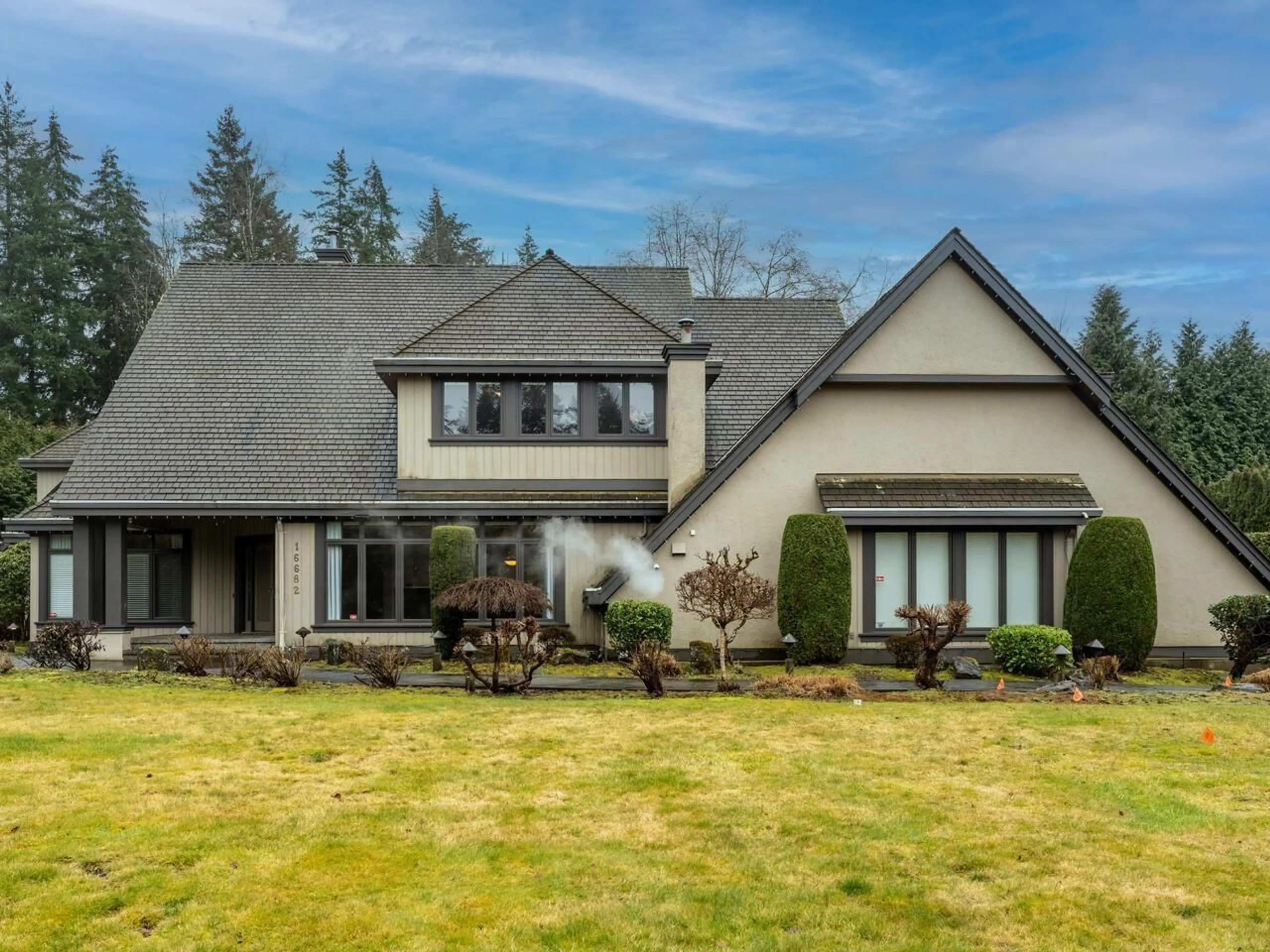 Home with vinyl exterior material, unknown for 16682 27, Surrey British Columbia V3Z9X1