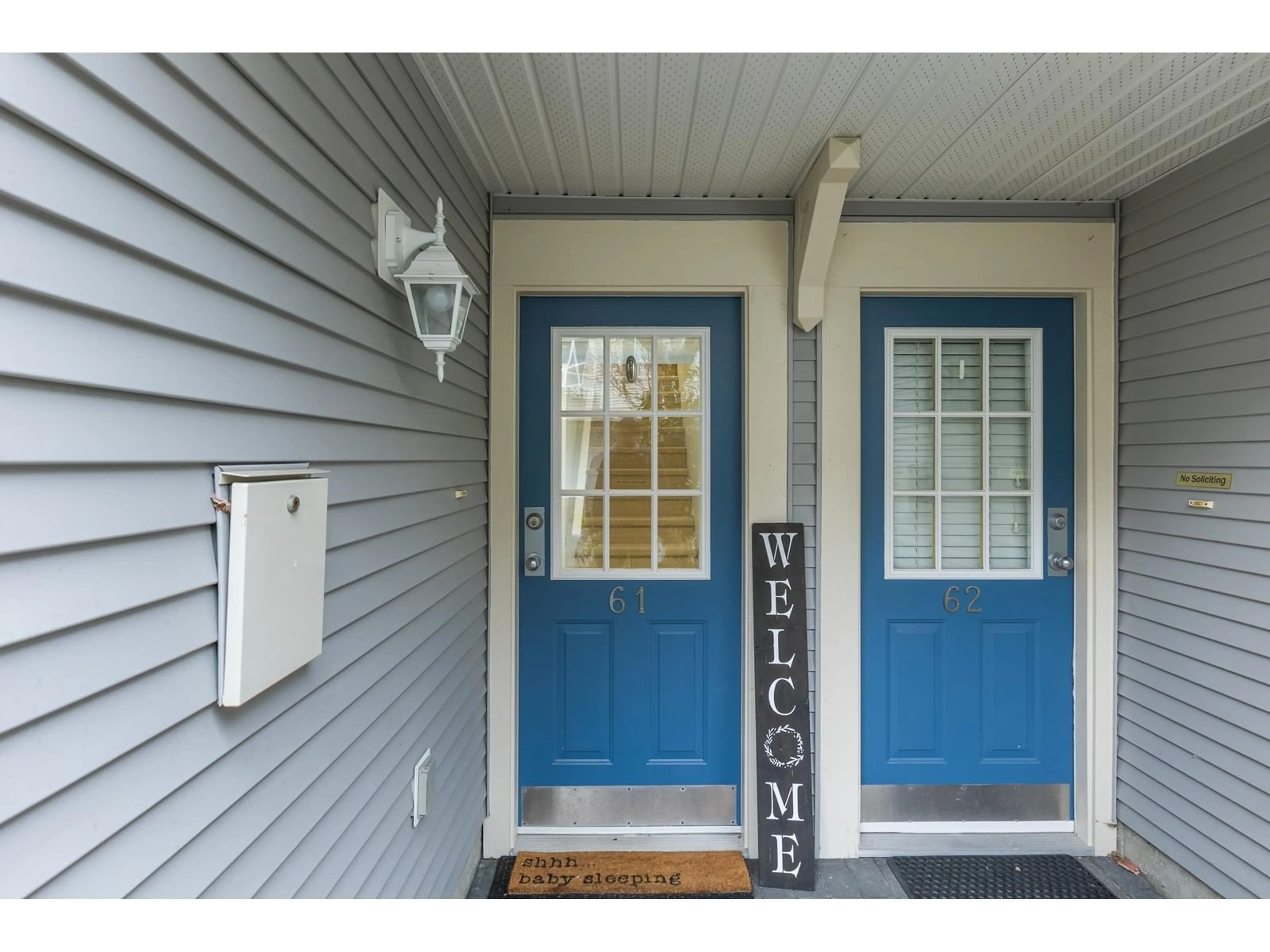 Indoor entryway for 61 8844 208 STREET, Langley British Columbia V1M3X7