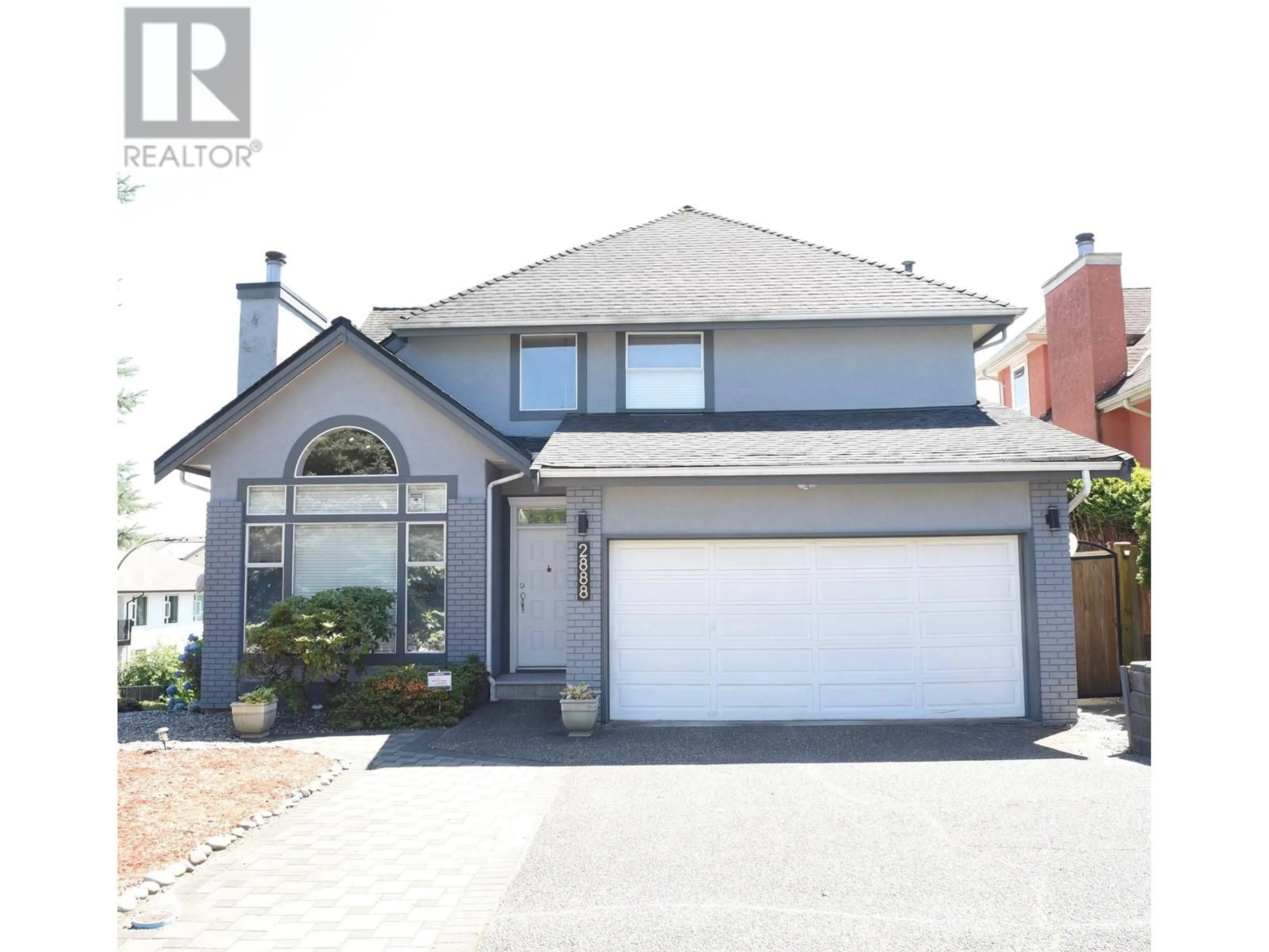 Home with vinyl exterior material, street for 2888 NASH DRIVE, Coquitlam British Columbia V3B6R1