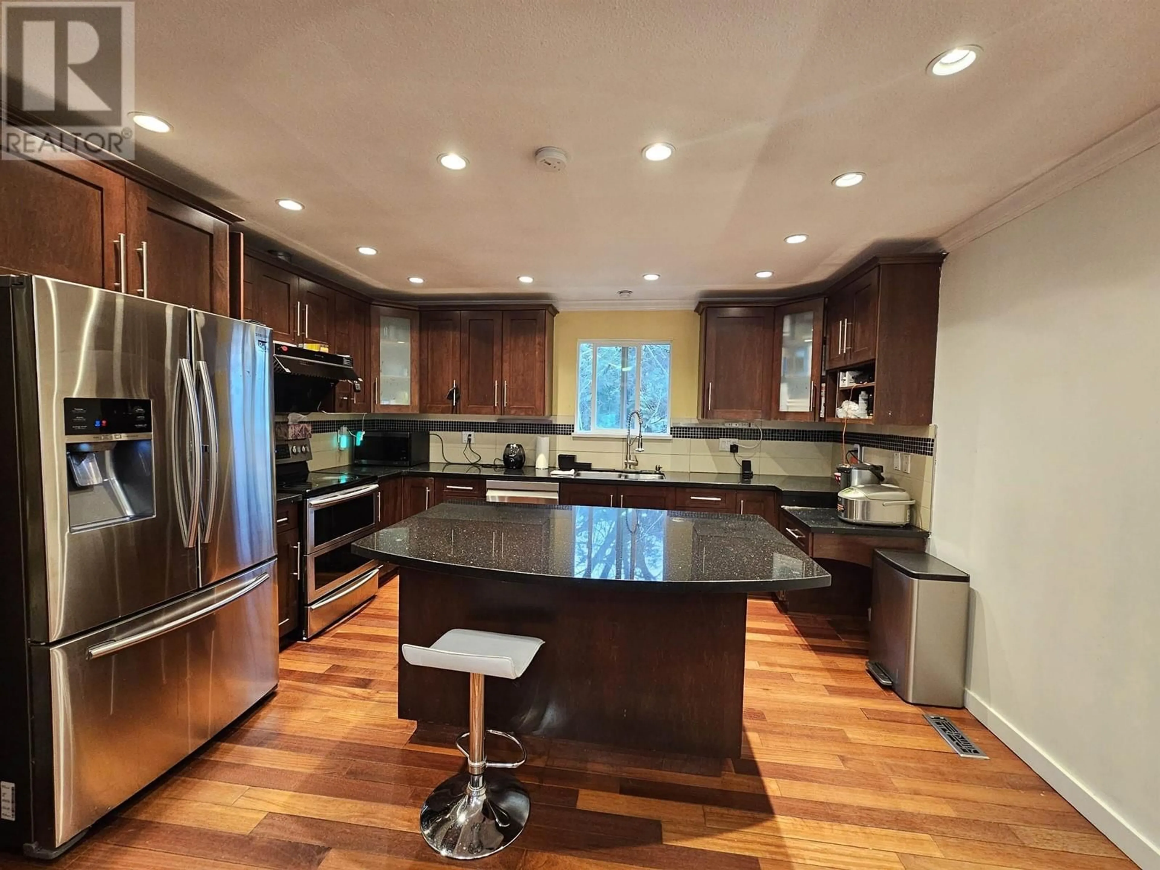 Open concept kitchen, unknown for 1208 ENTRANCE COURT, Coquitlam British Columbia V3E1E5
