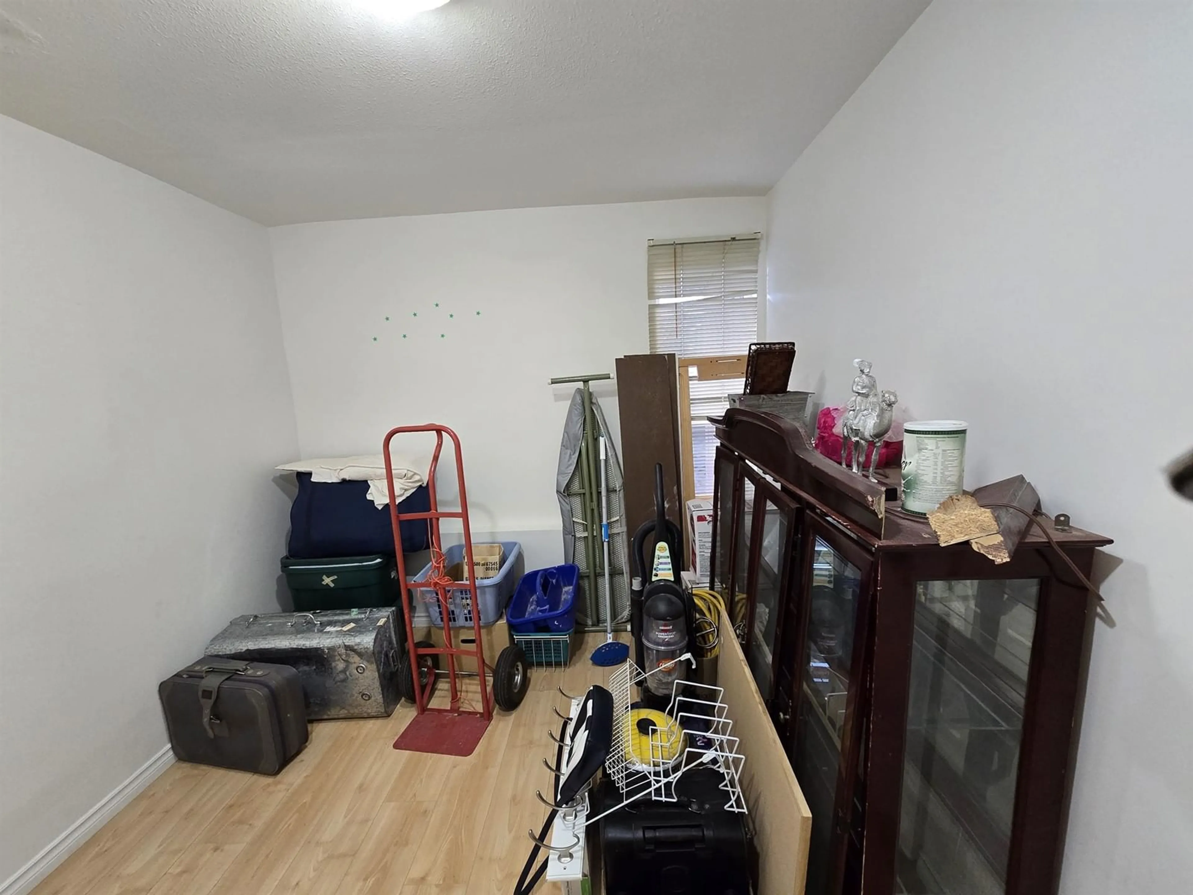 A pic of a room for 9400 119, Delta British Columbia V4C6M6