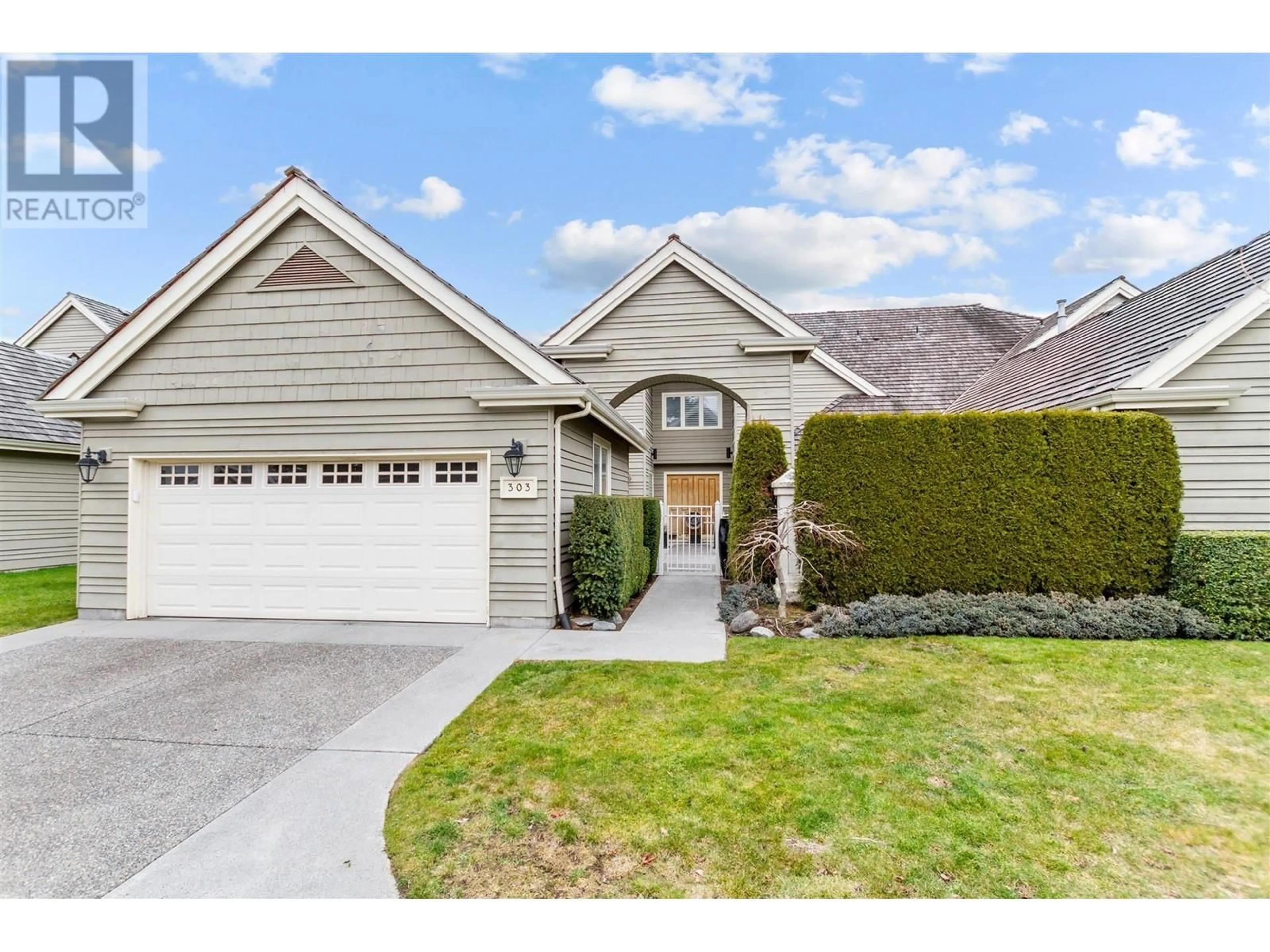 Home with vinyl exterior material, street for 303 - 6505 3 AVENUE, Delta British Columbia V4L2N1