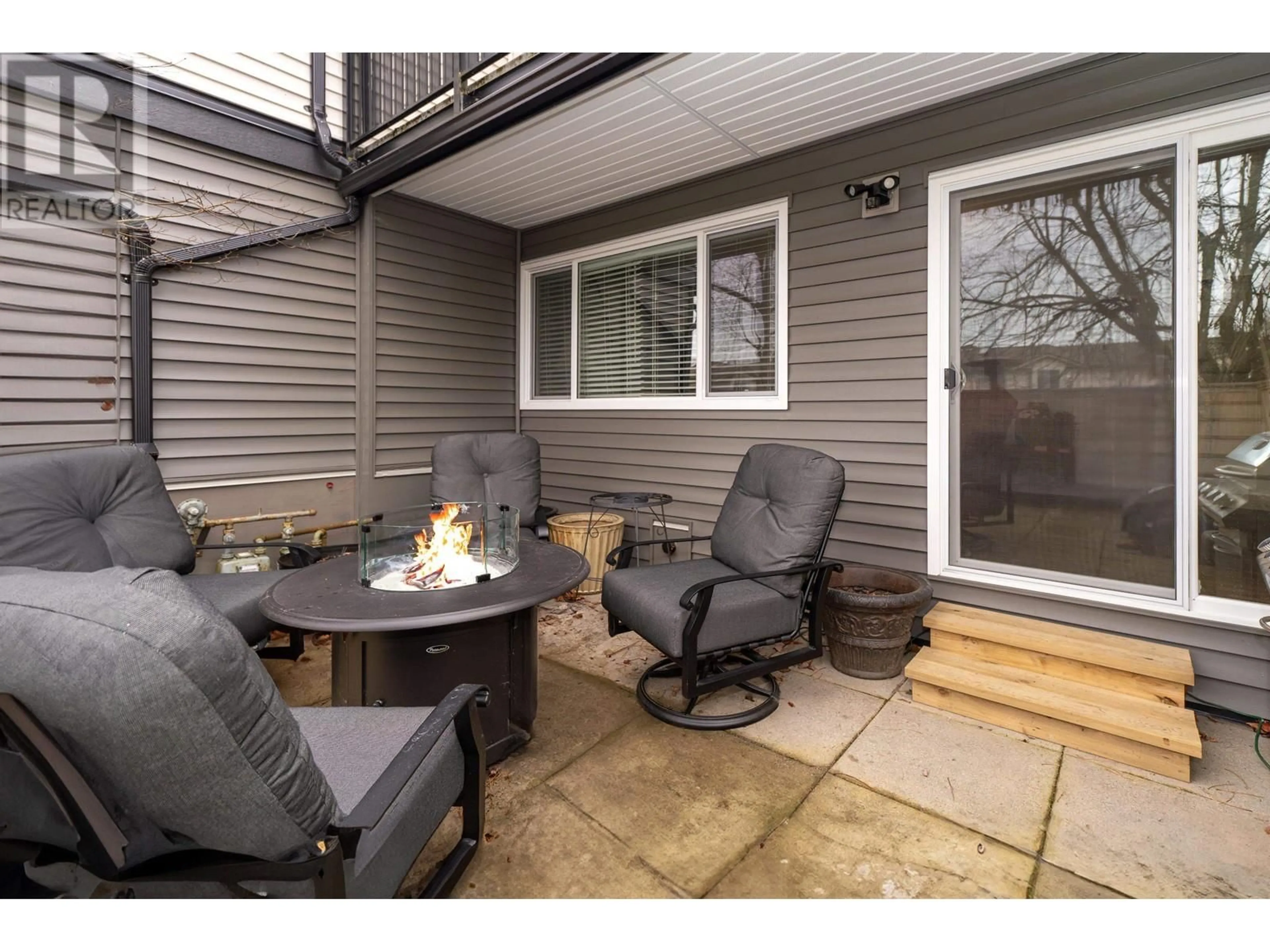 Patio, street for 54 12180 189A STREET, Pitt Meadows British Columbia V3Y1V8