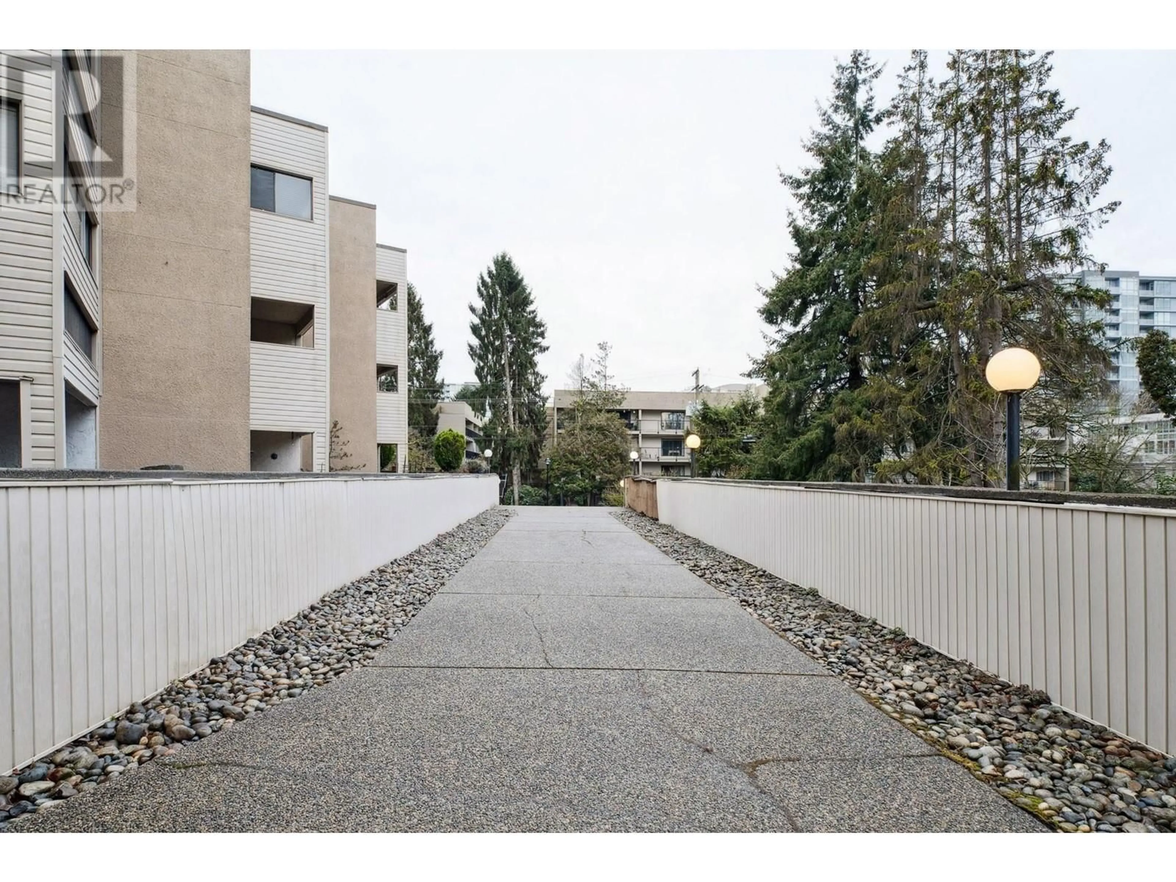 Patio, street for 217 8291 PARK ROAD, Richmond British Columbia V6Y1T3