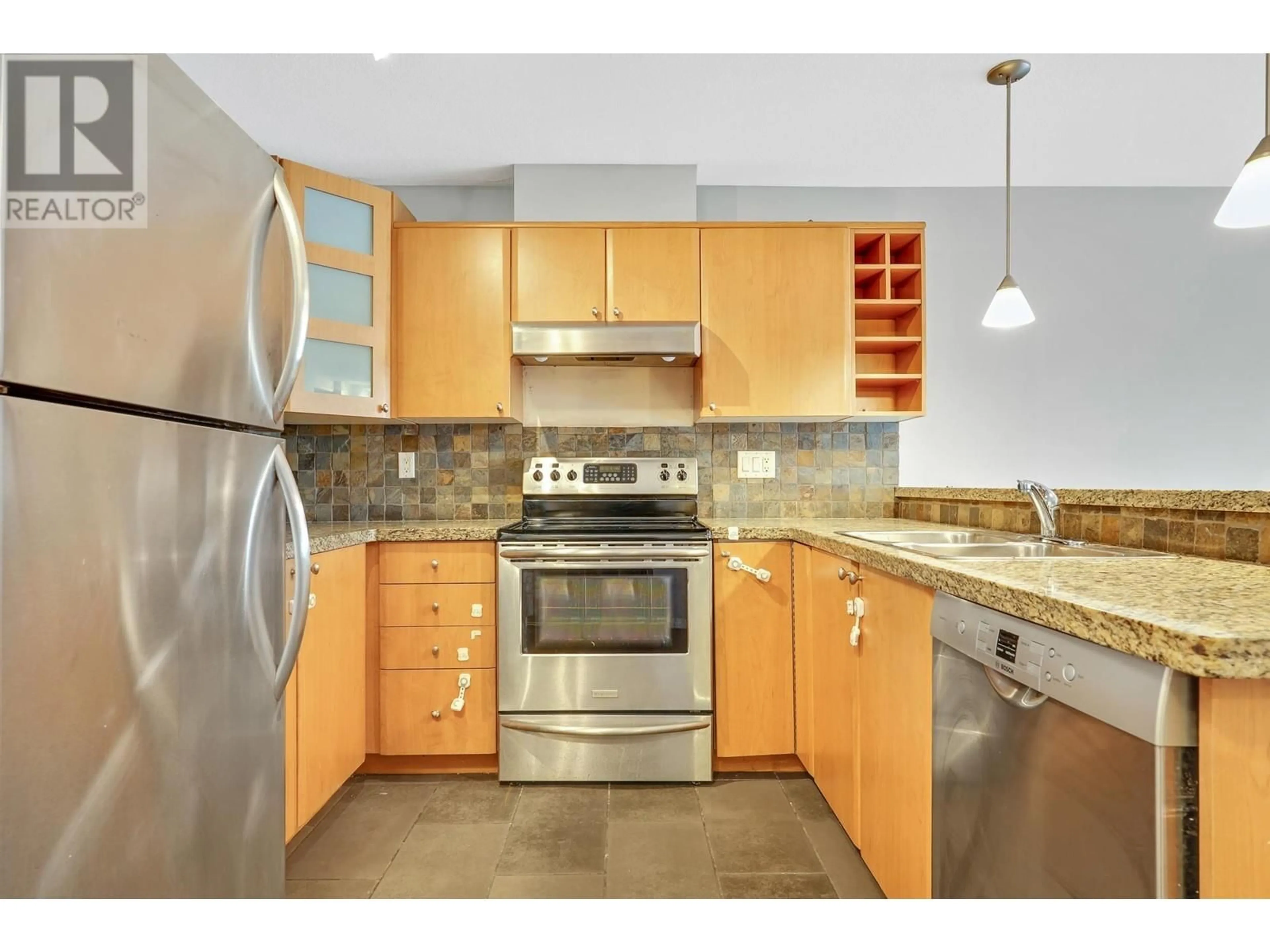 Standard kitchen, ceramic/tile floor for 212 - 3136 ST JOHNS STREET, Port Moody British Columbia V3H5E4