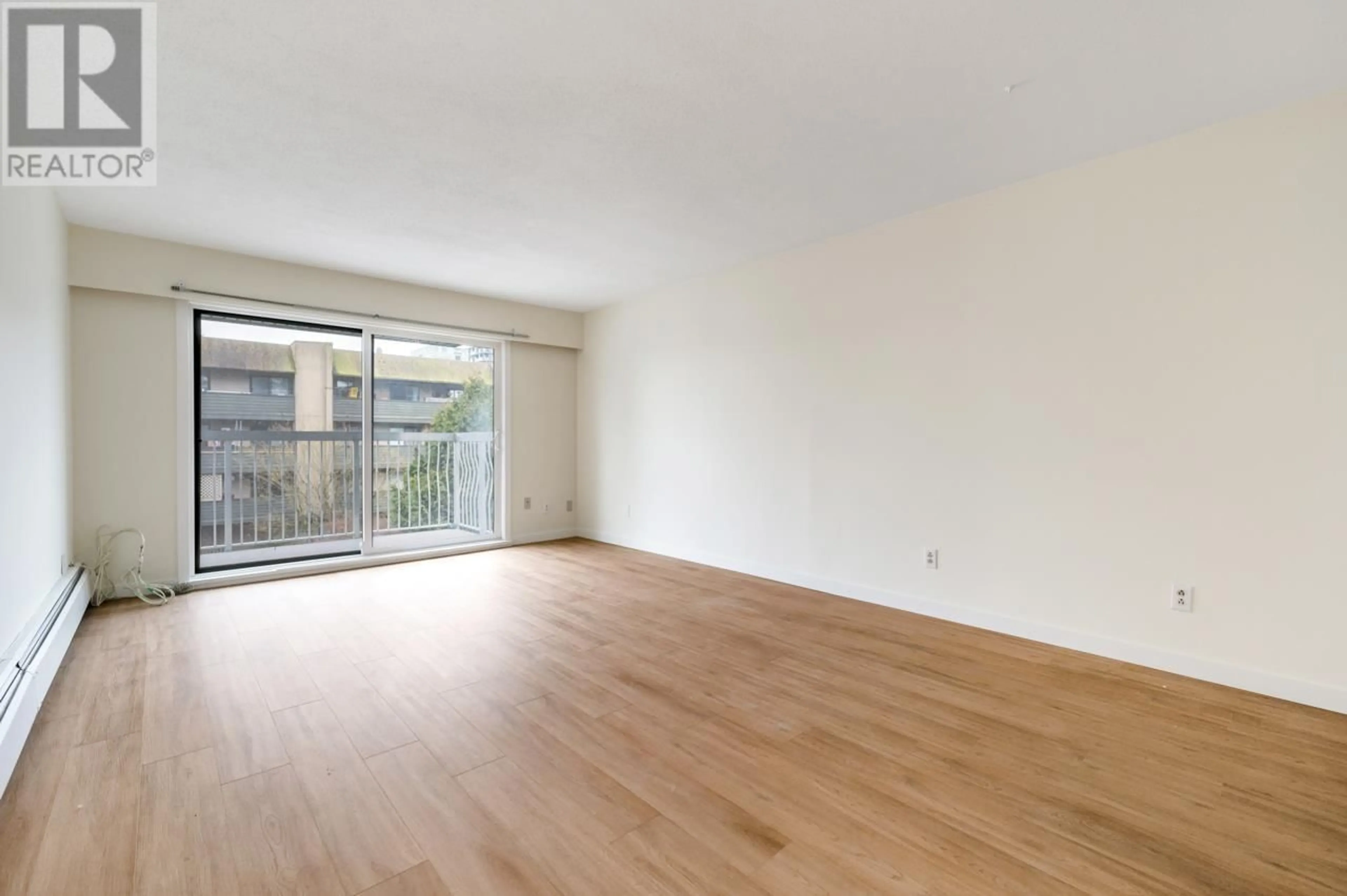 A pic of a room for 209 6420 BUSWELL STREET, Richmond British Columbia V6Y2E9