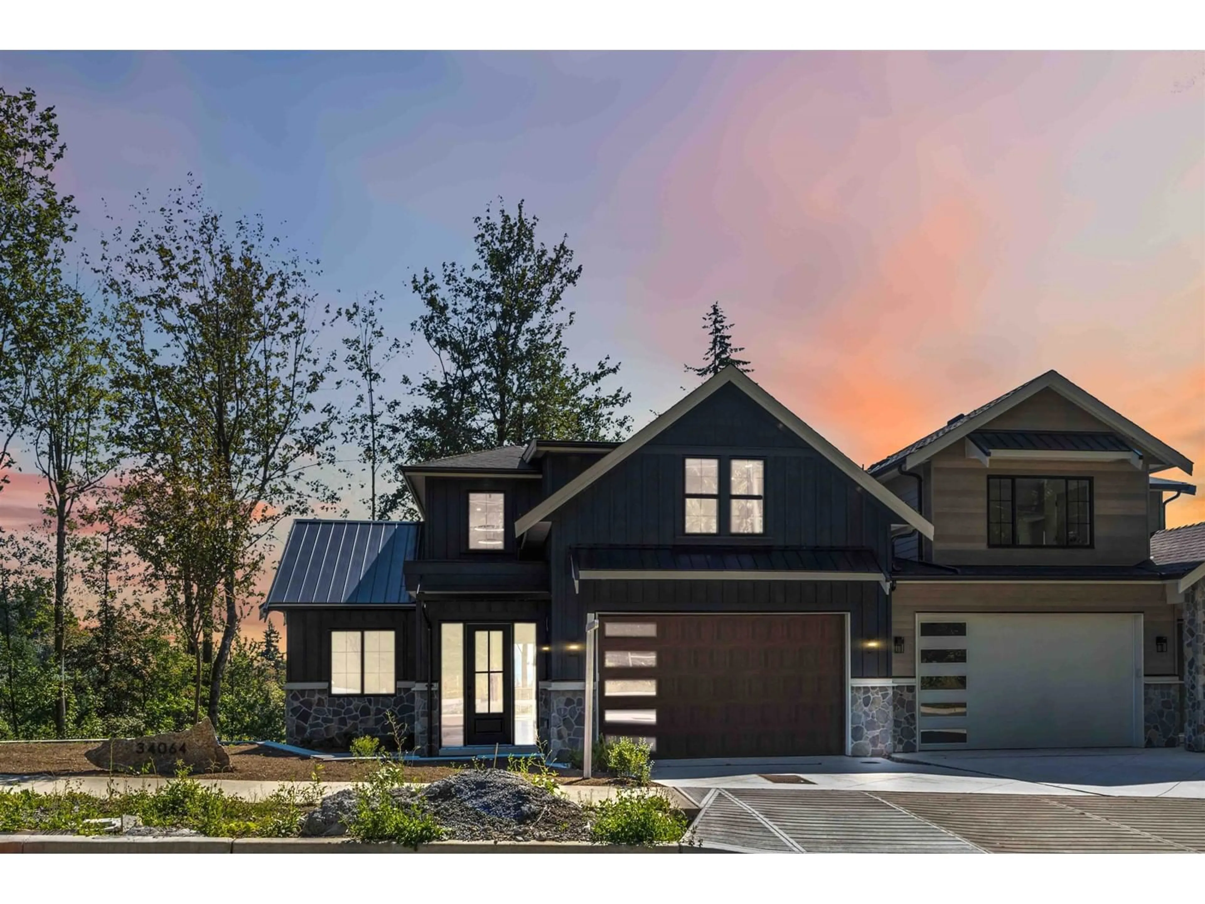 Home with brick exterior material, street for 34064 PARR, Mission British Columbia V2V0J5