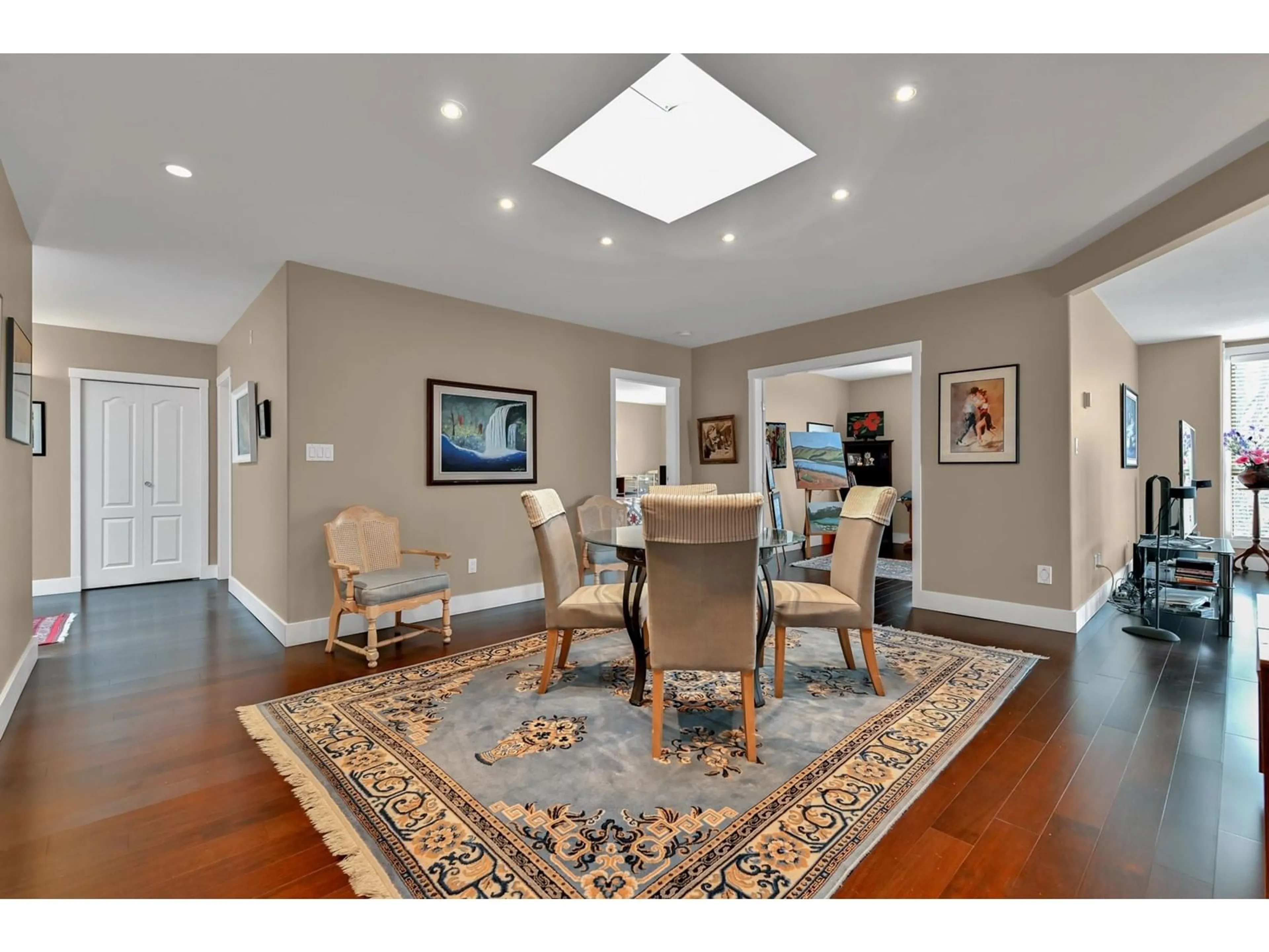 Dining room, unknown for 303 1221 JOHNSTON ROAD, White Rock British Columbia V4B3Y8