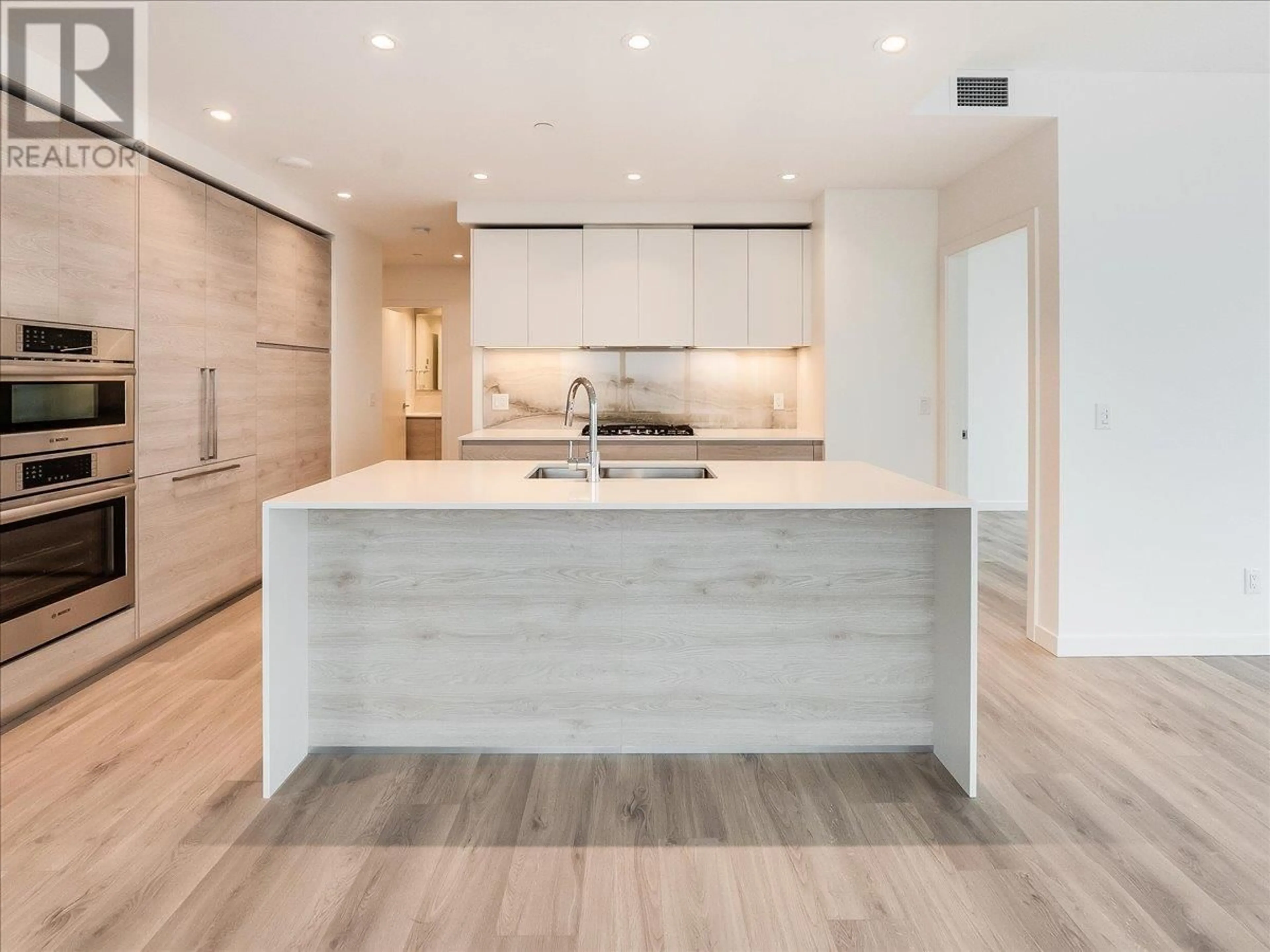 Open concept kitchen, unknown for 3308 680 QUAYSIDE DRIVE, New Westminster British Columbia V3M0P2