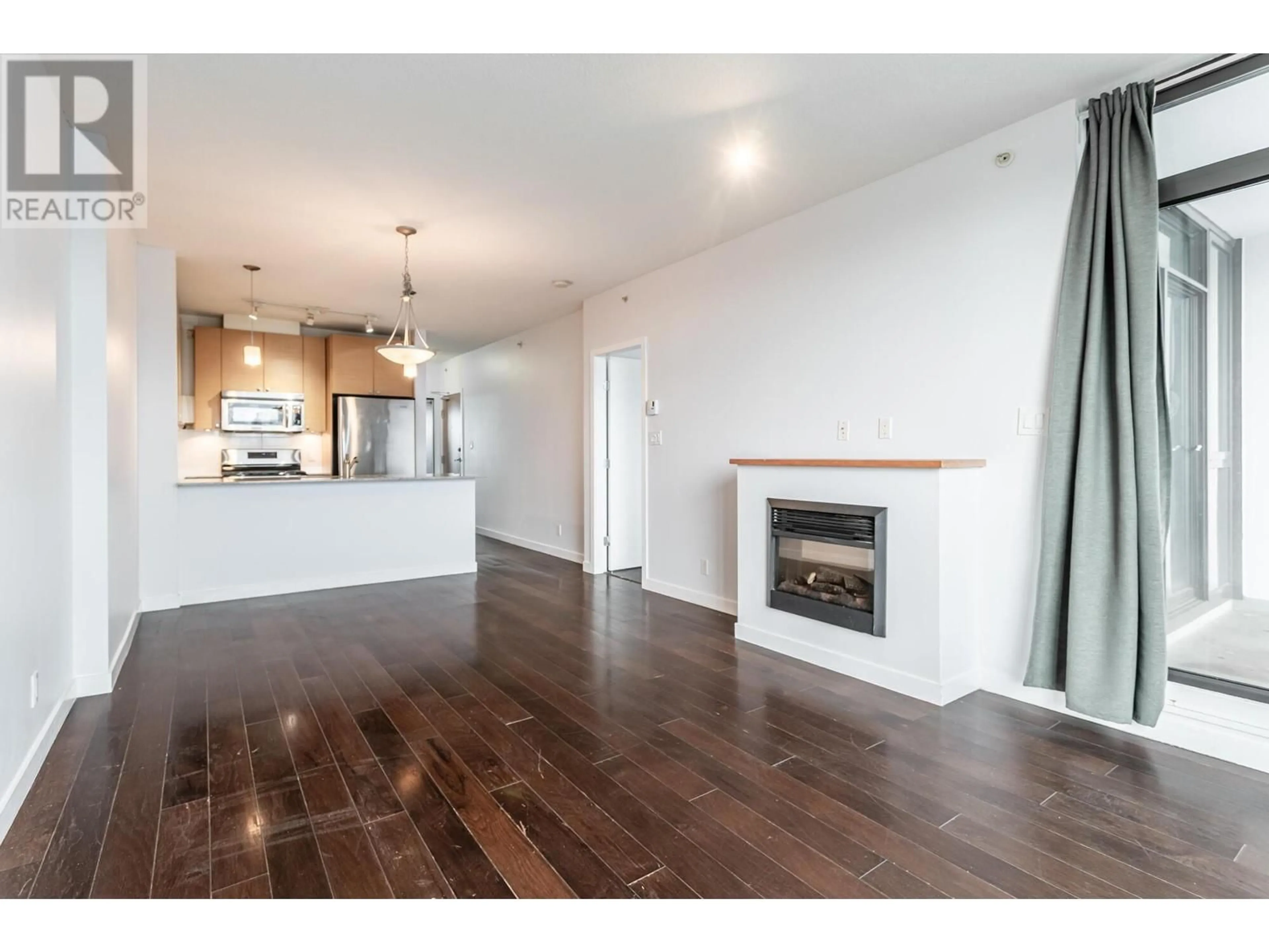 Unknown for 1409 - 400 CAPILANO ROAD, Port Moody British Columbia V3H0E1