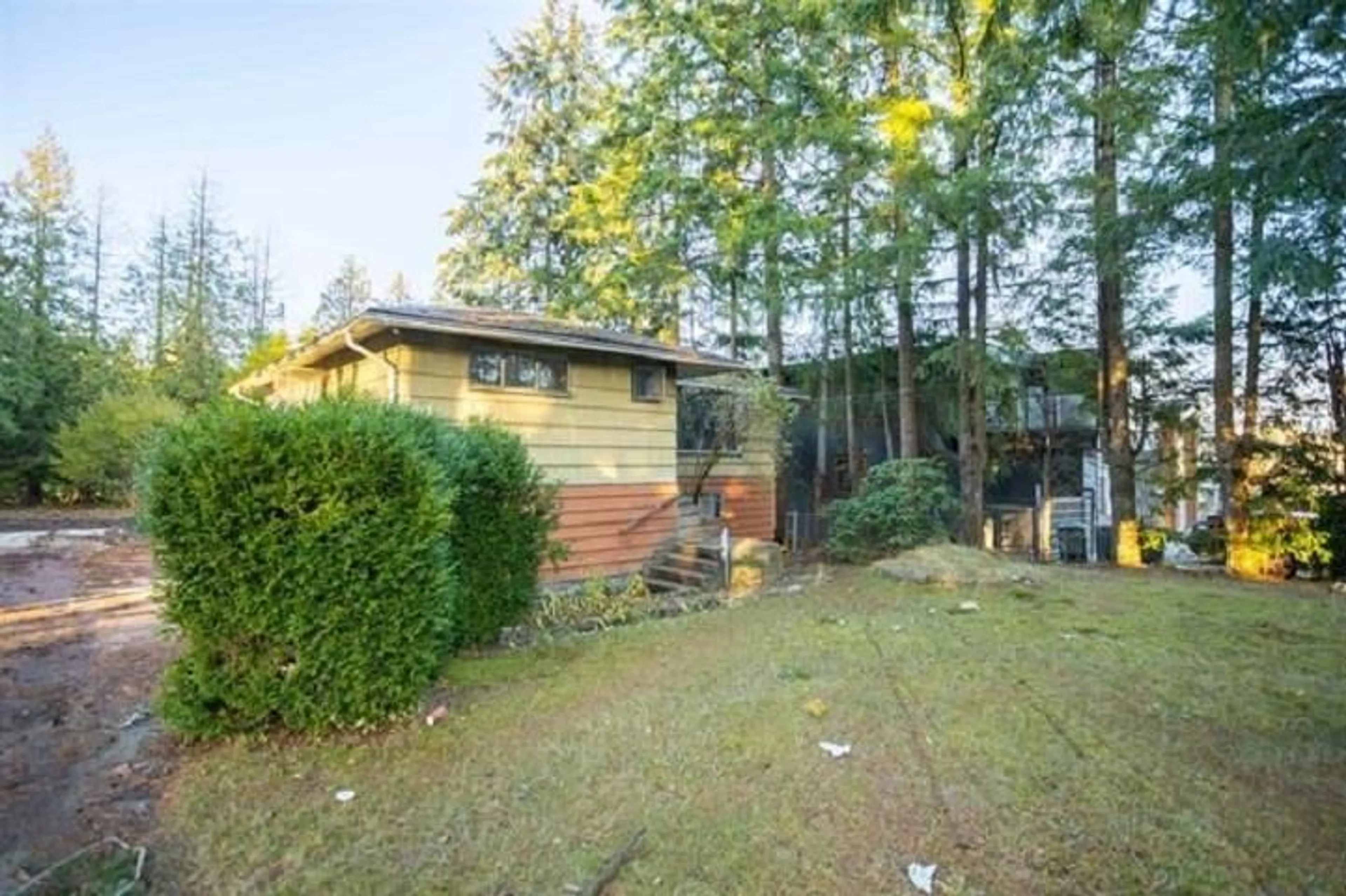 Shed for 13357 62, Surrey British Columbia V3X2H9