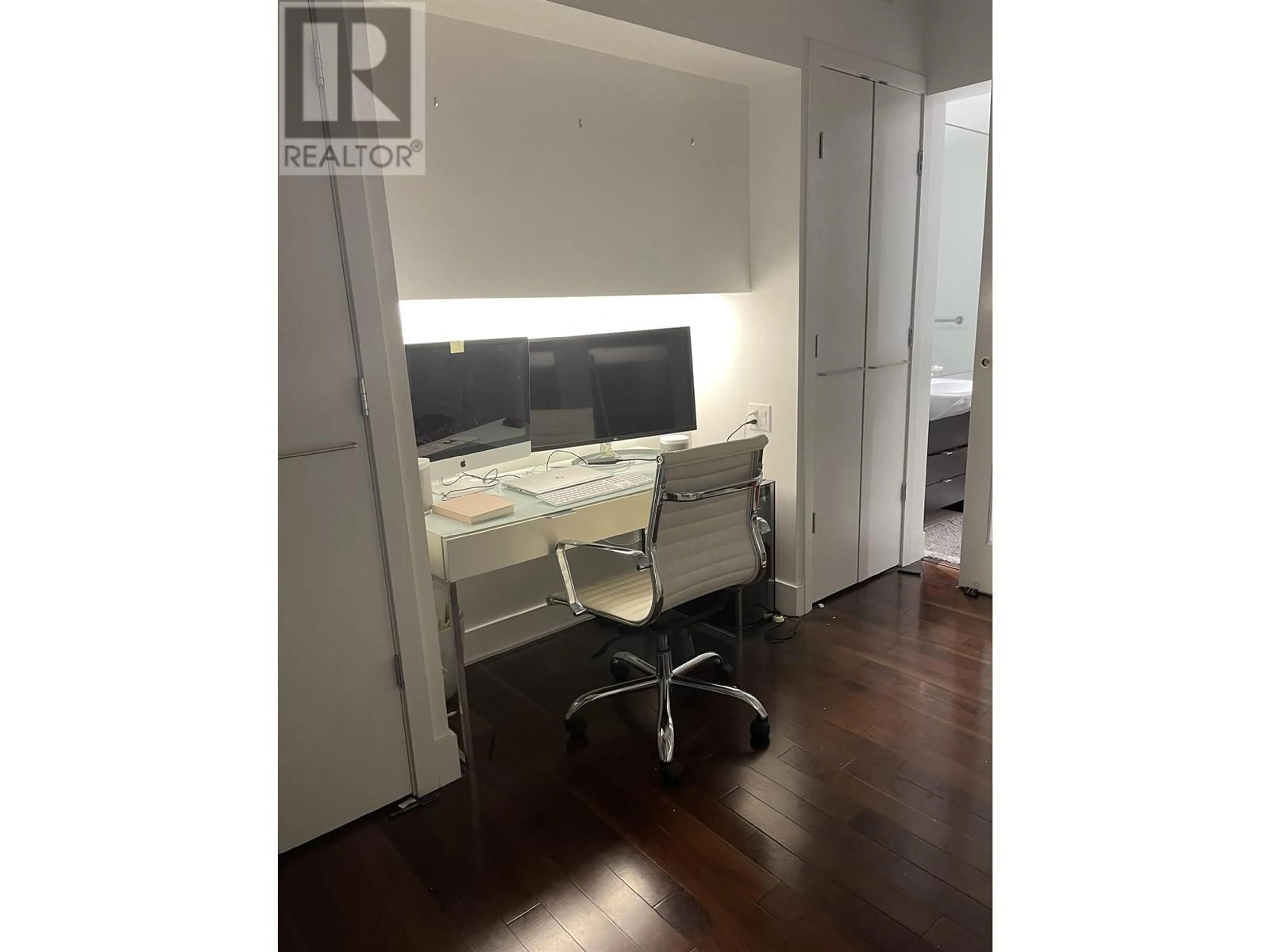 A pic of a room for 509 1275 HAMILTON STREET, Vancouver British Columbia V6B1E2