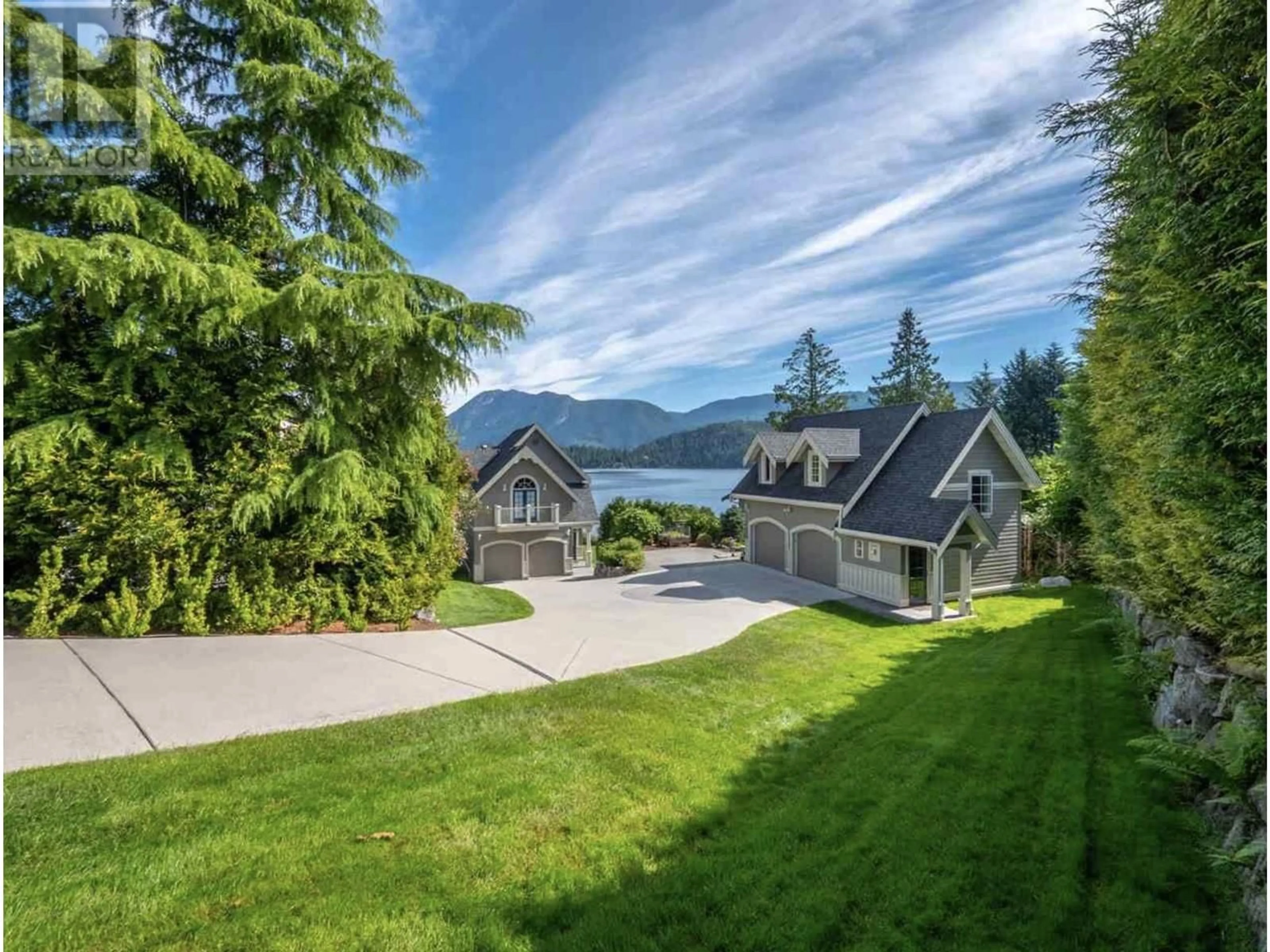 A pic from outside/outdoor area/front of a property/back of a property/a pic from drone, water/lake/river/ocean view for 6560 GALE AVENUE, Sechelt British Columbia V7Z0L1