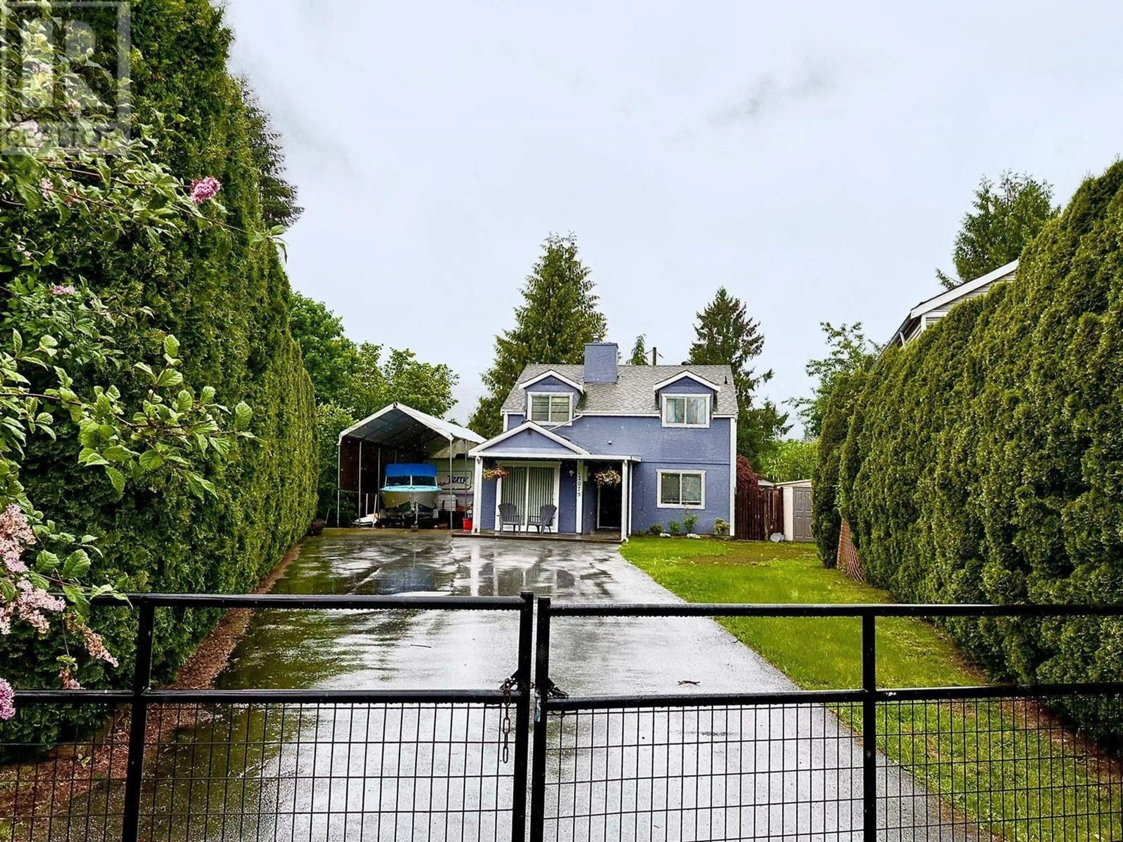 A pic from outside/outdoor area/front of a property/back of a property/a pic from drone, street for 12075 MCINTYRE COURT, Maple Ridge British Columbia V2X8M8