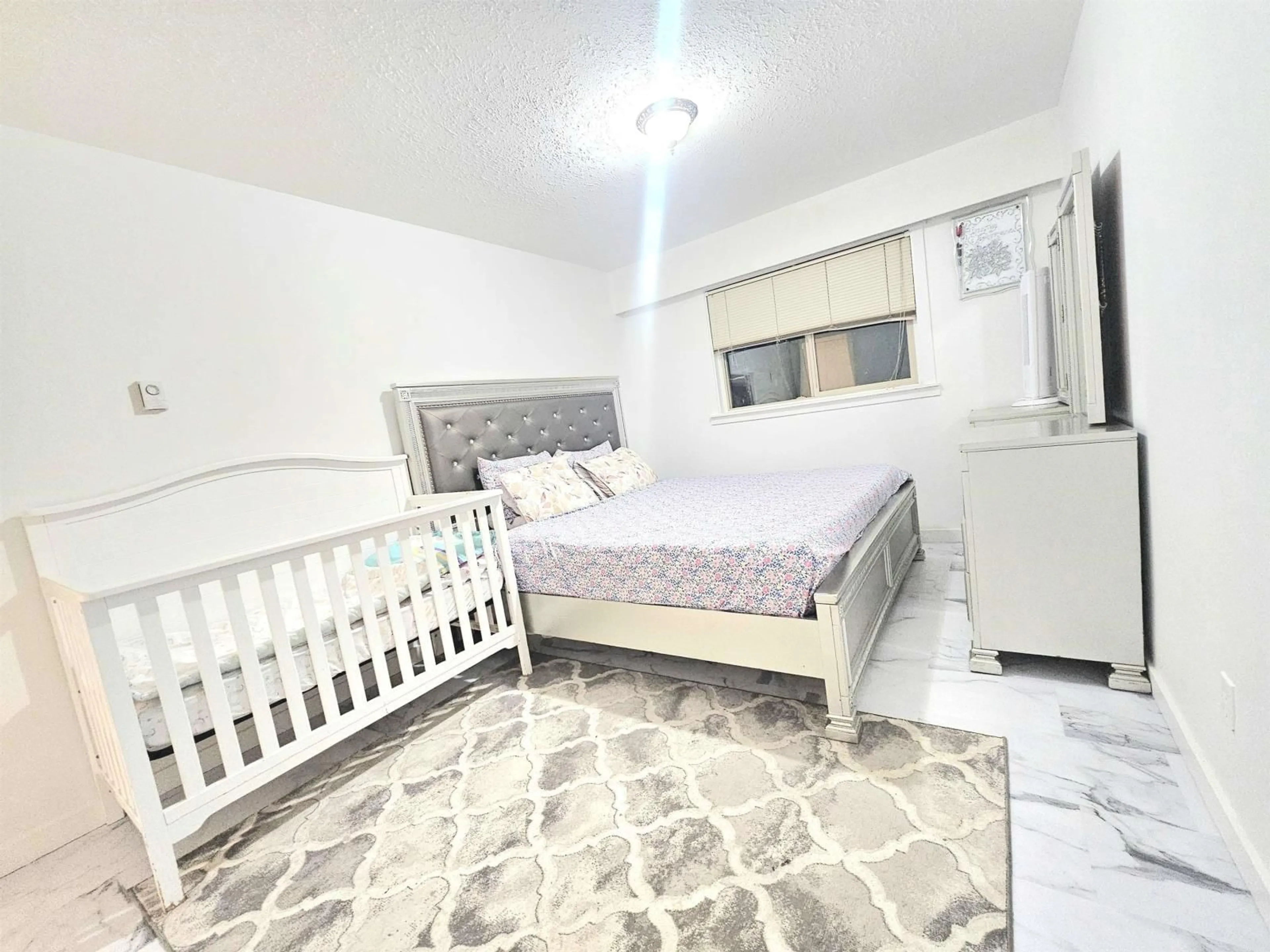 Bedroom with bed, unknown for 211 - 1735 AGASSIZ-ROSEDALE NO 9 HIGHWAY, Agassiz British Columbia V0M1A2