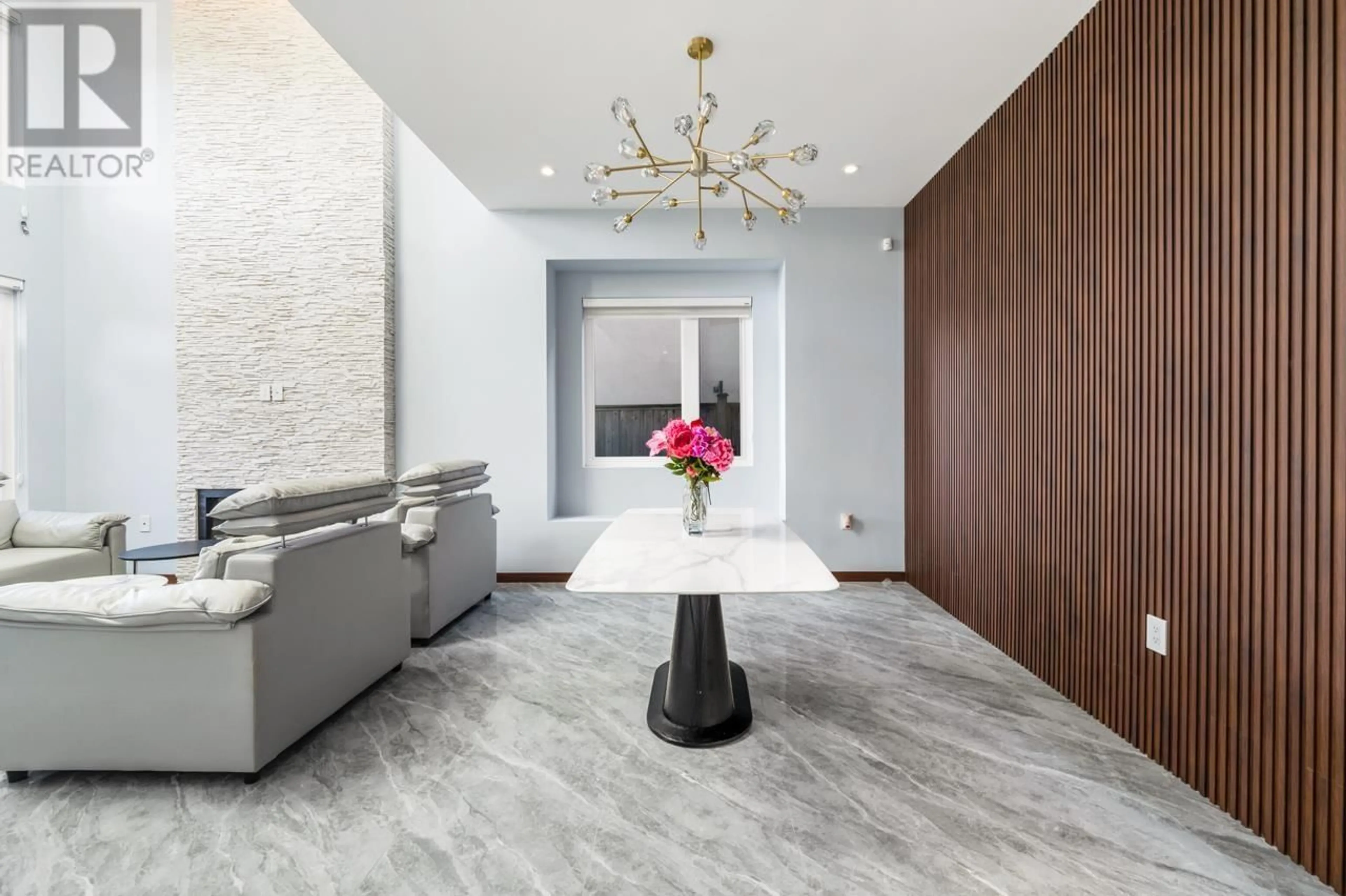 Indoor foyer for 10320 LASSAM ROAD, Richmond British Columbia V7E2C1