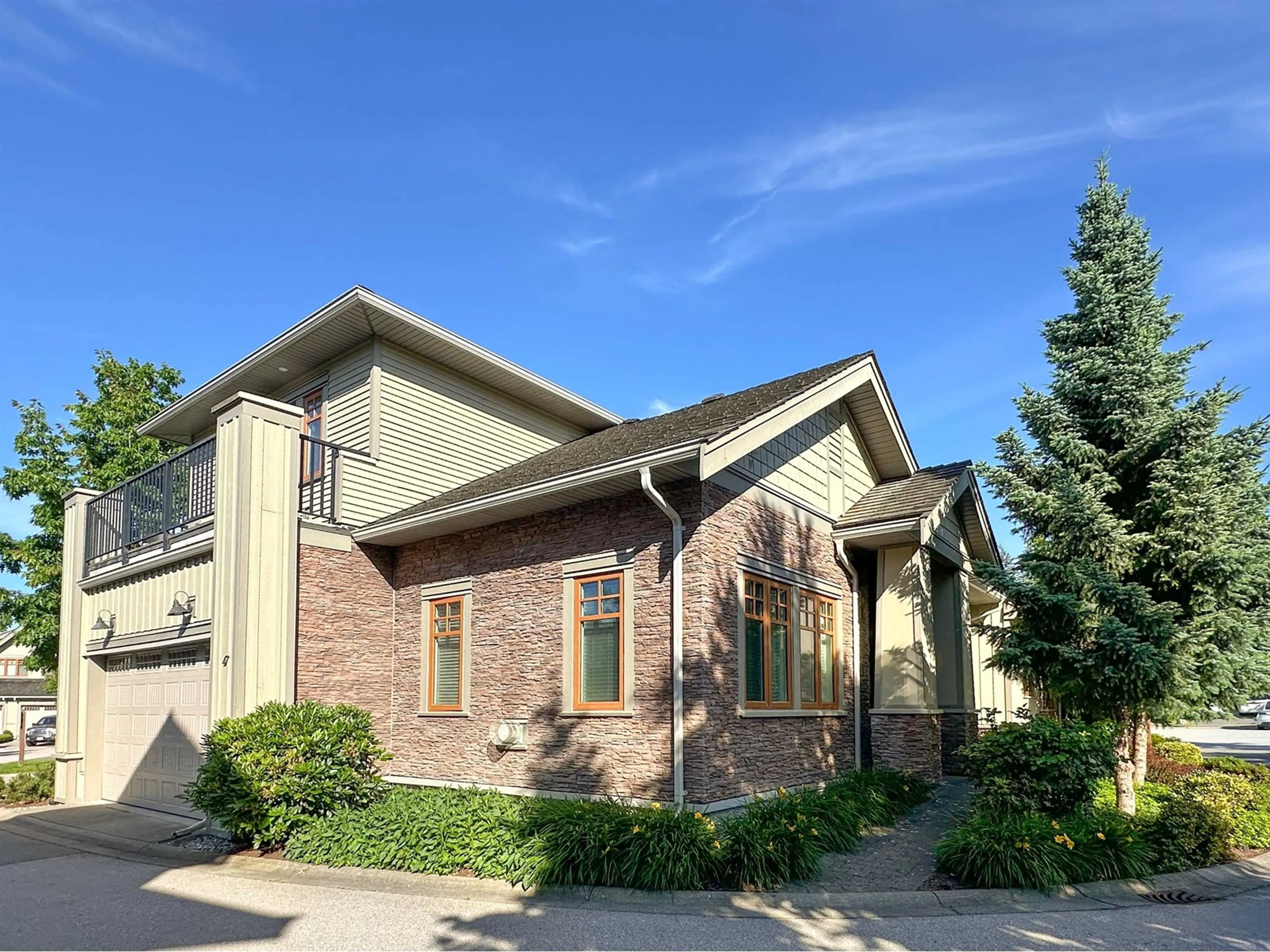 Home with brick exterior material, building for 47 - 3109 161, Surrey British Columbia V3Z2K4