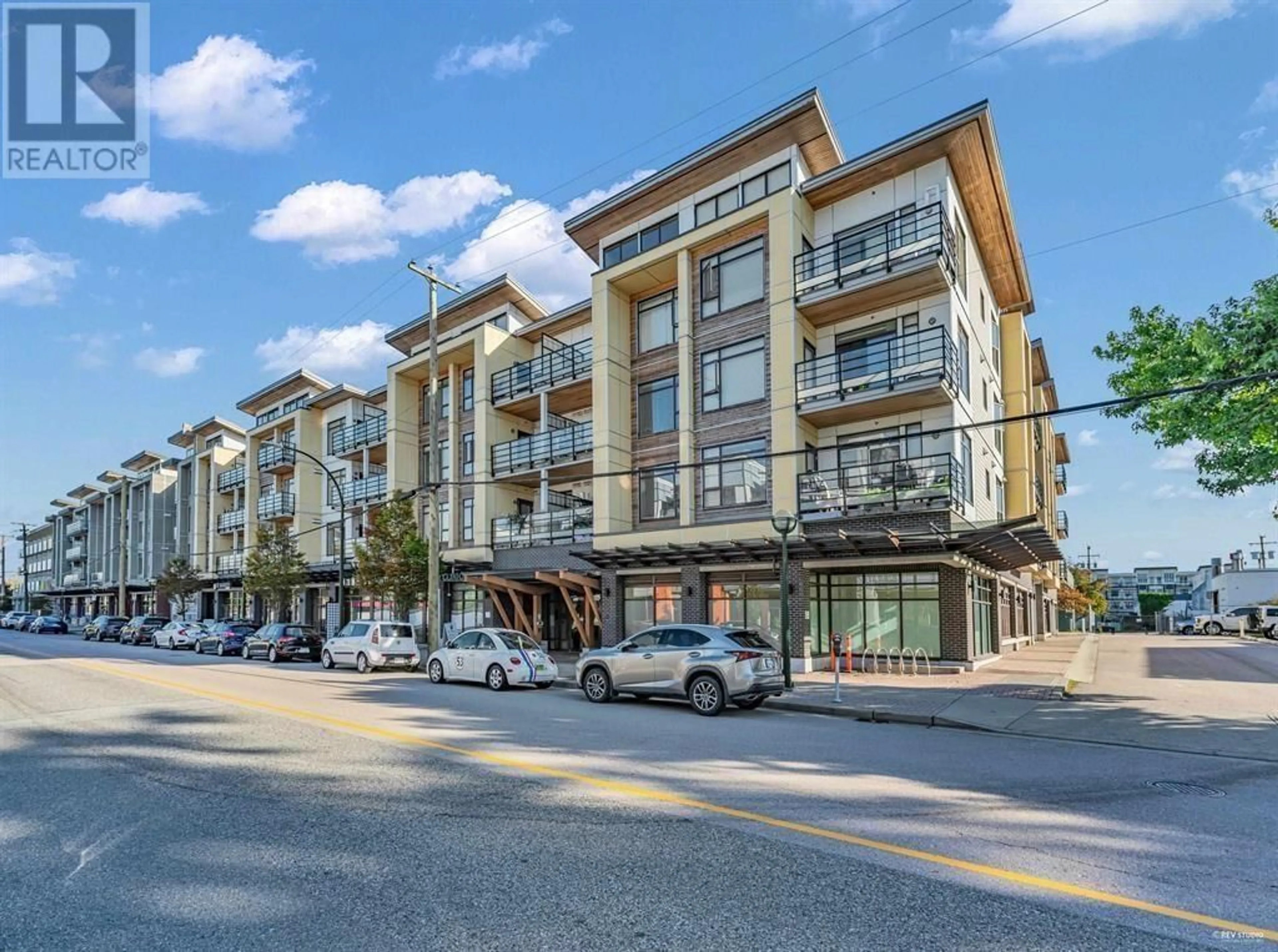 Open concept kitchen, unknown for 201 - 5248 GRIMMER STREET, Burnaby British Columbia V5H0E1