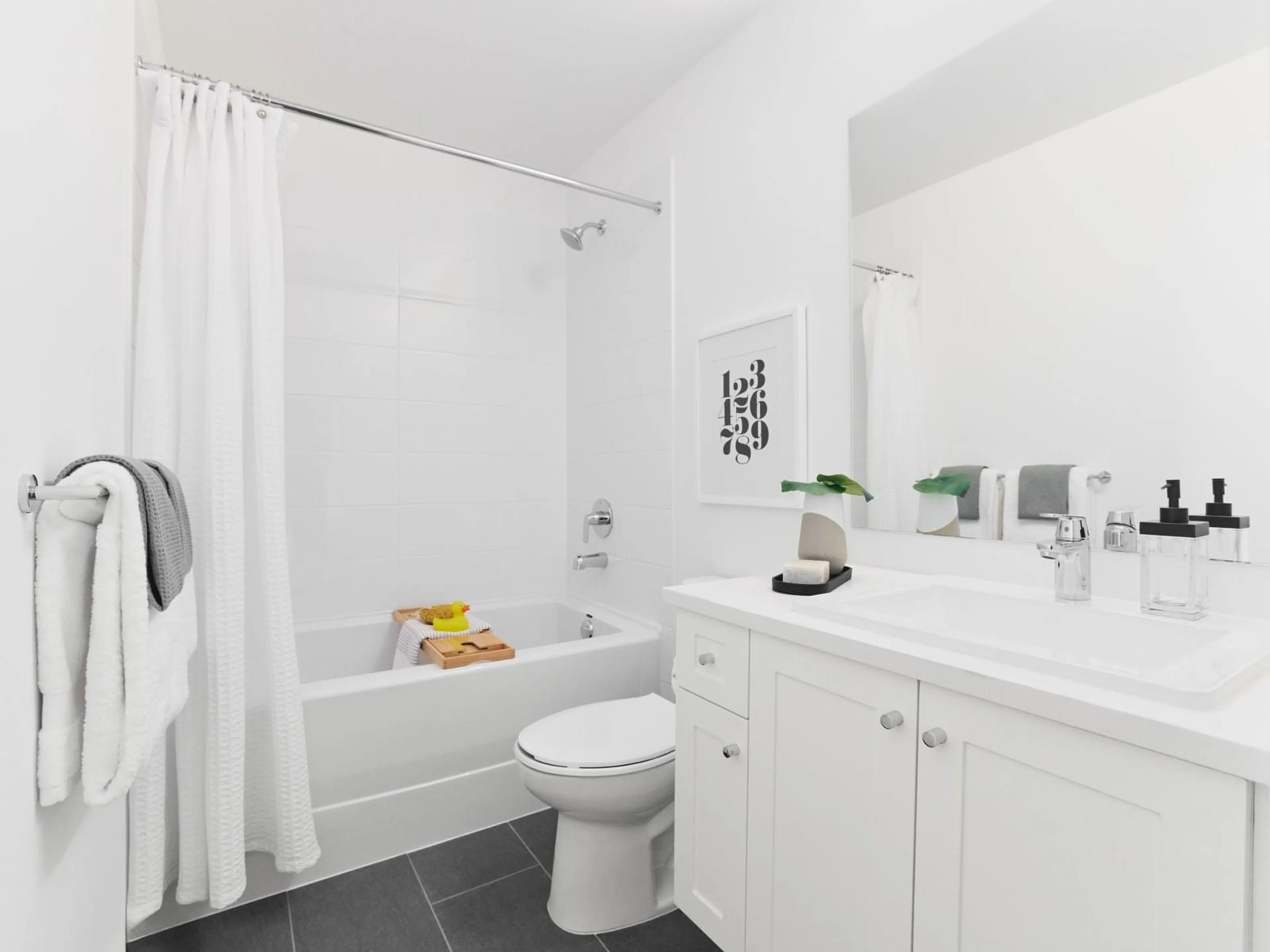 Standard bathroom, ceramic/tile floor for 520 14778 106 AVENUE, Surrey British Columbia V0V0V0