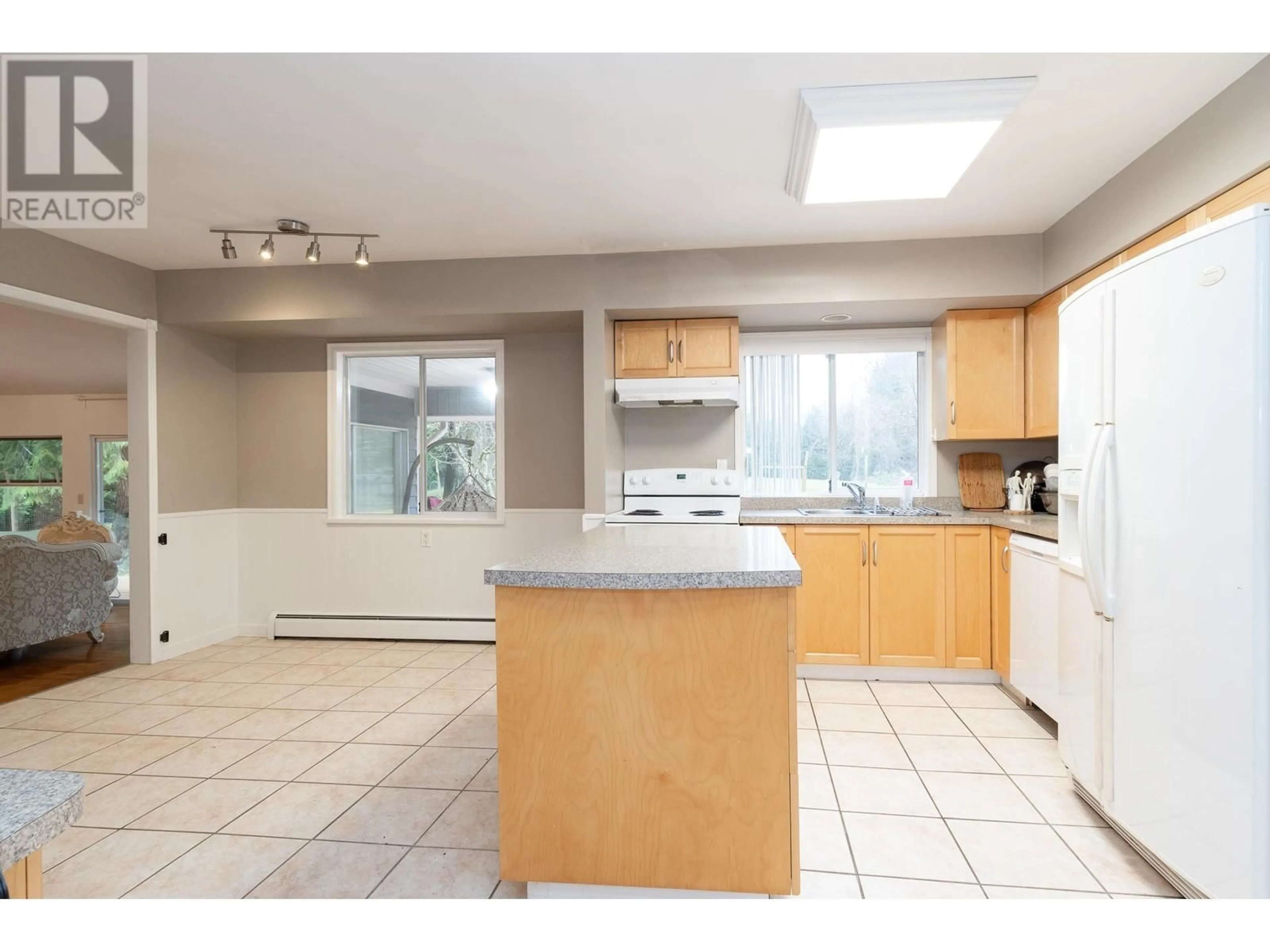 Open concept kitchen, unknown for 12460 ANSELL STREET, Maple Ridge British Columbia V4R1L4