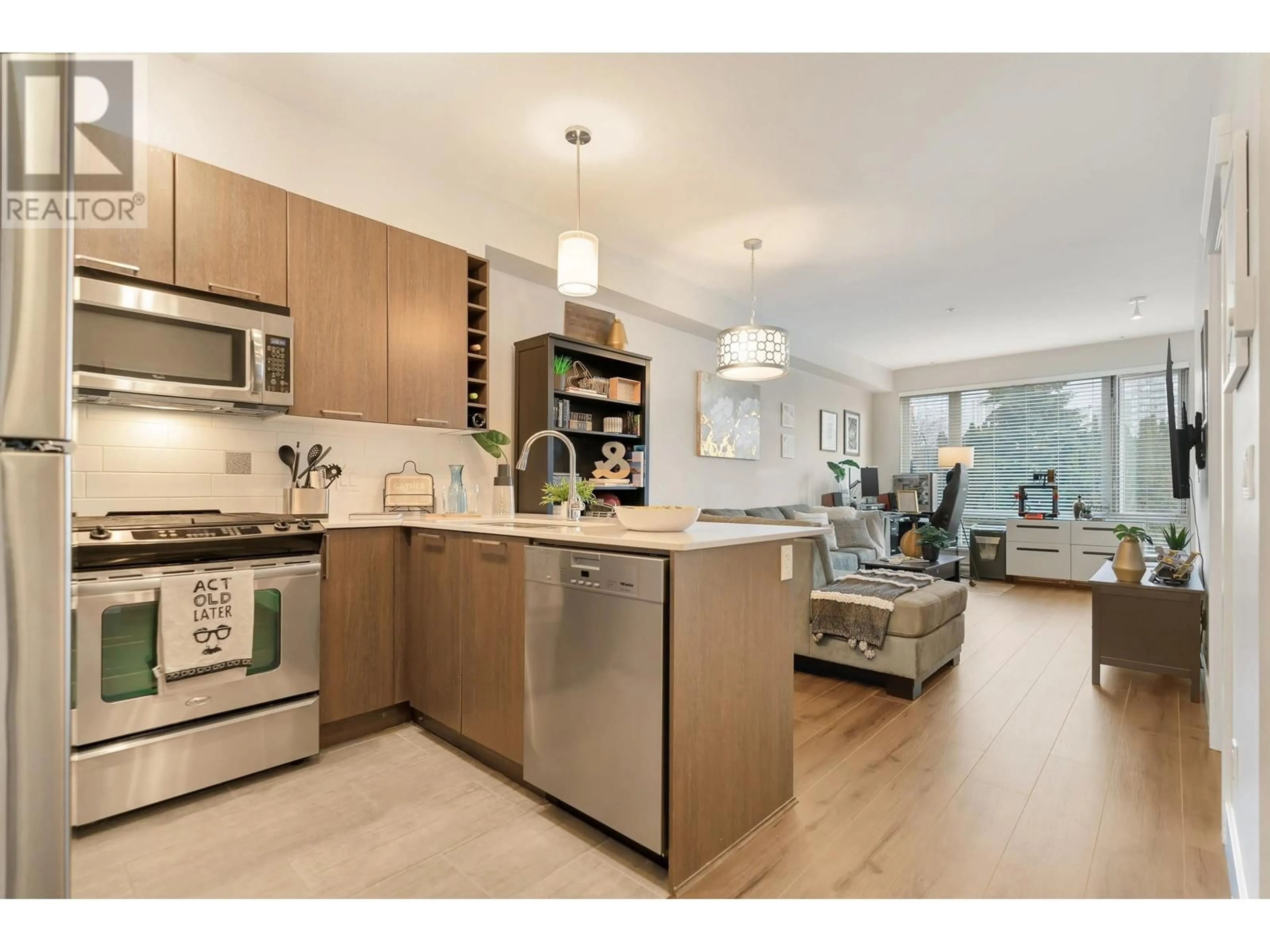 Open concept kitchen, unknown for 203 1188 JOHNSON STREET, Coquitlam British Columbia V3B0H7