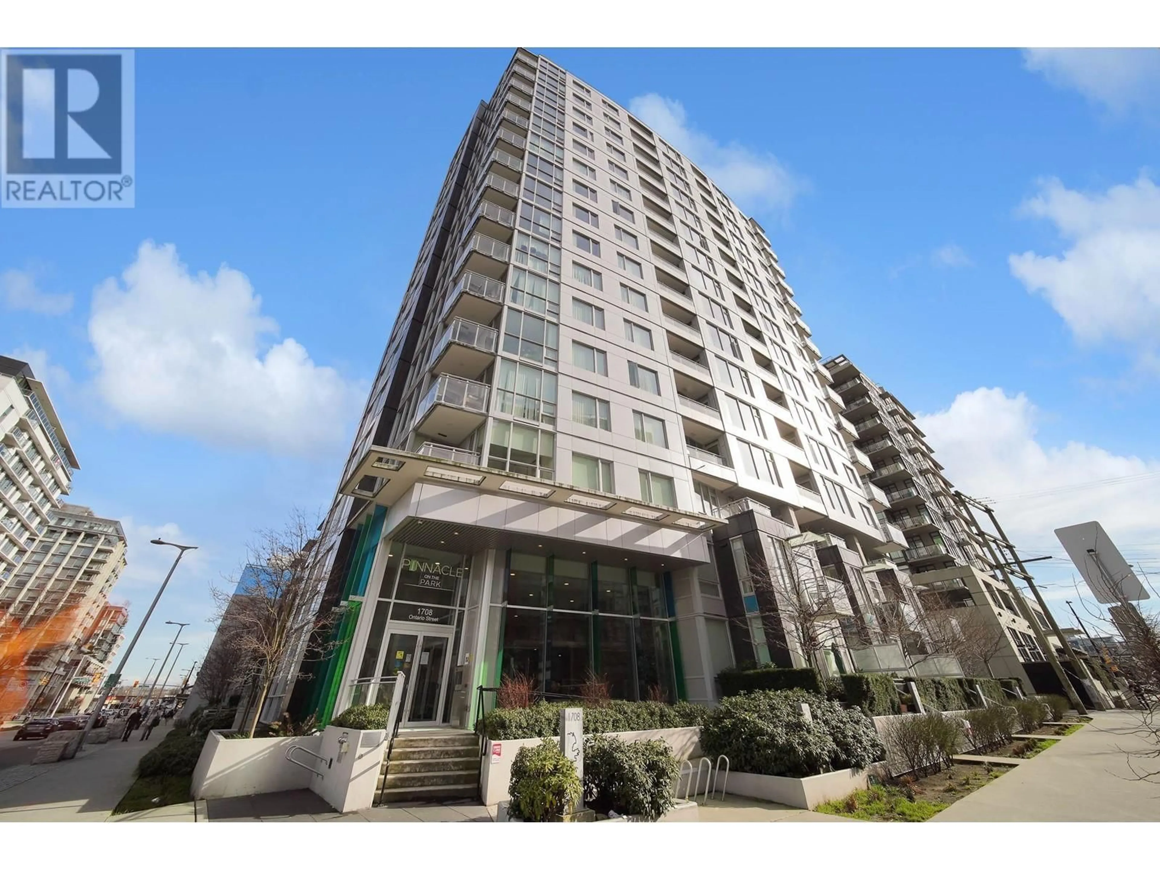 Indoor foyer for 1104 1708 ONTARIO STREET, Vancouver British Columbia V5T0J7