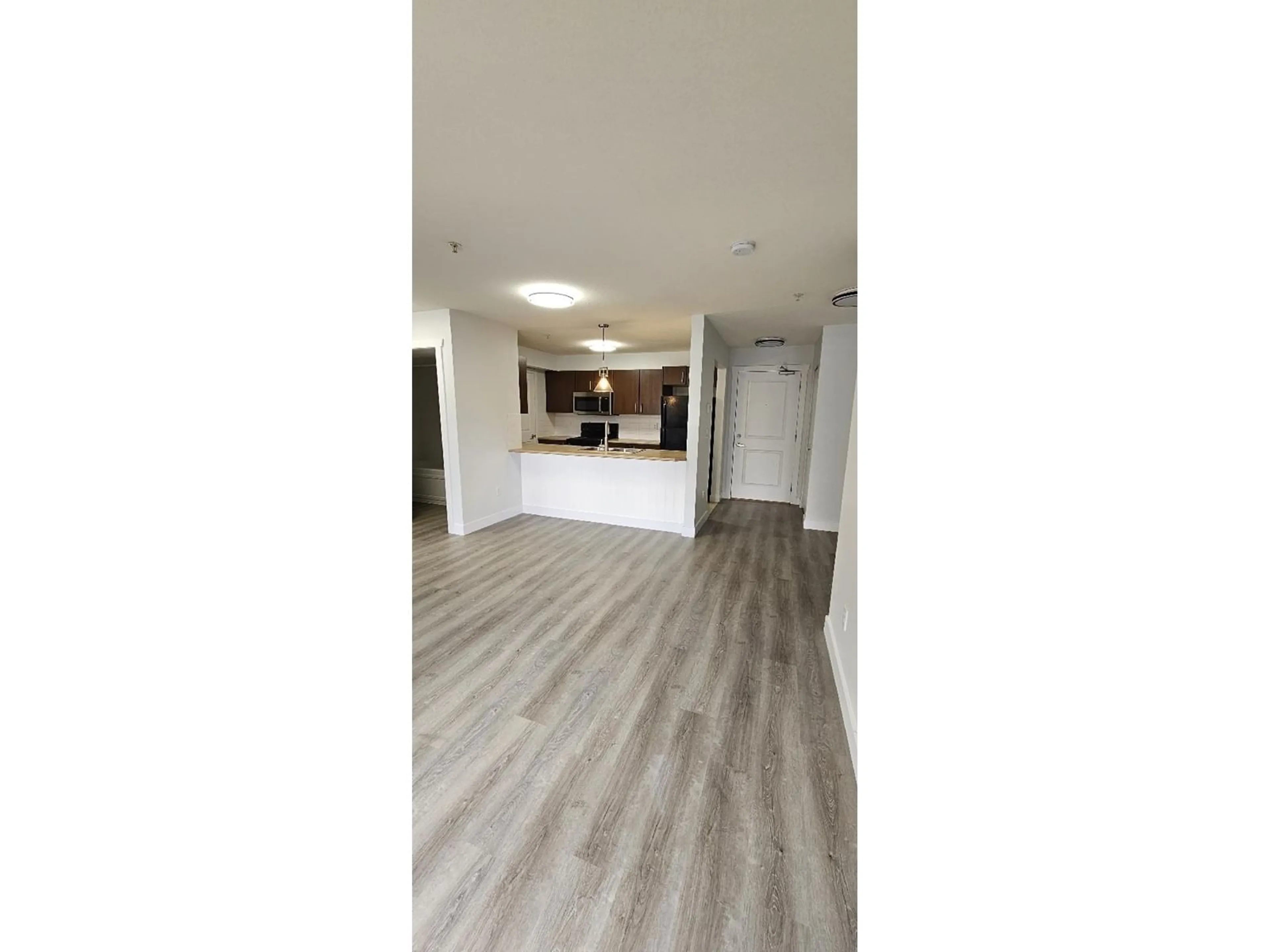 A pic of a room for 101 - 45567 YALE ROAD, Chilliwack British Columbia V2P0B2