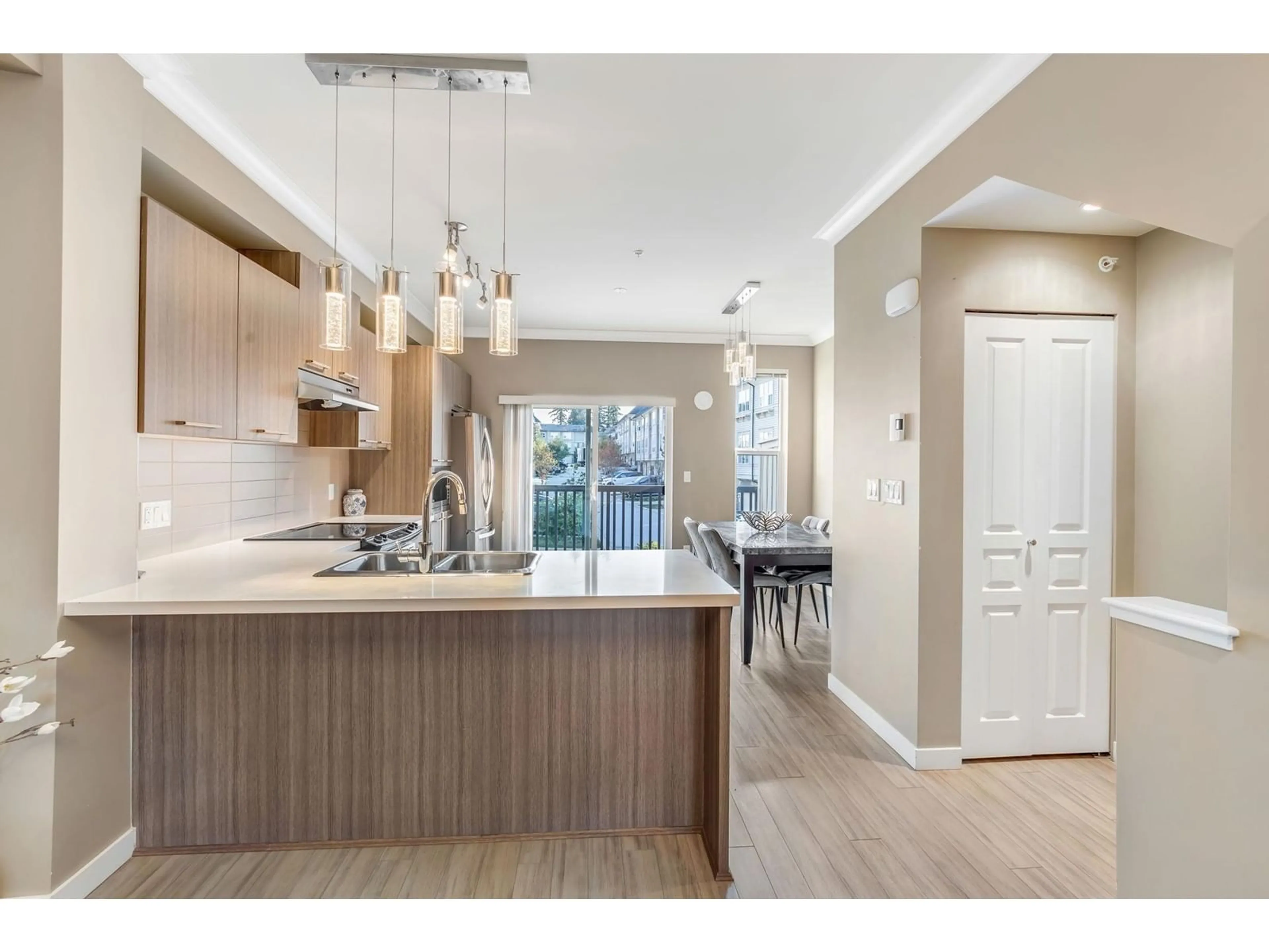 Open concept kitchen, unknown for 36 7938 209 STREET, Langley British Columbia V2Y0K1