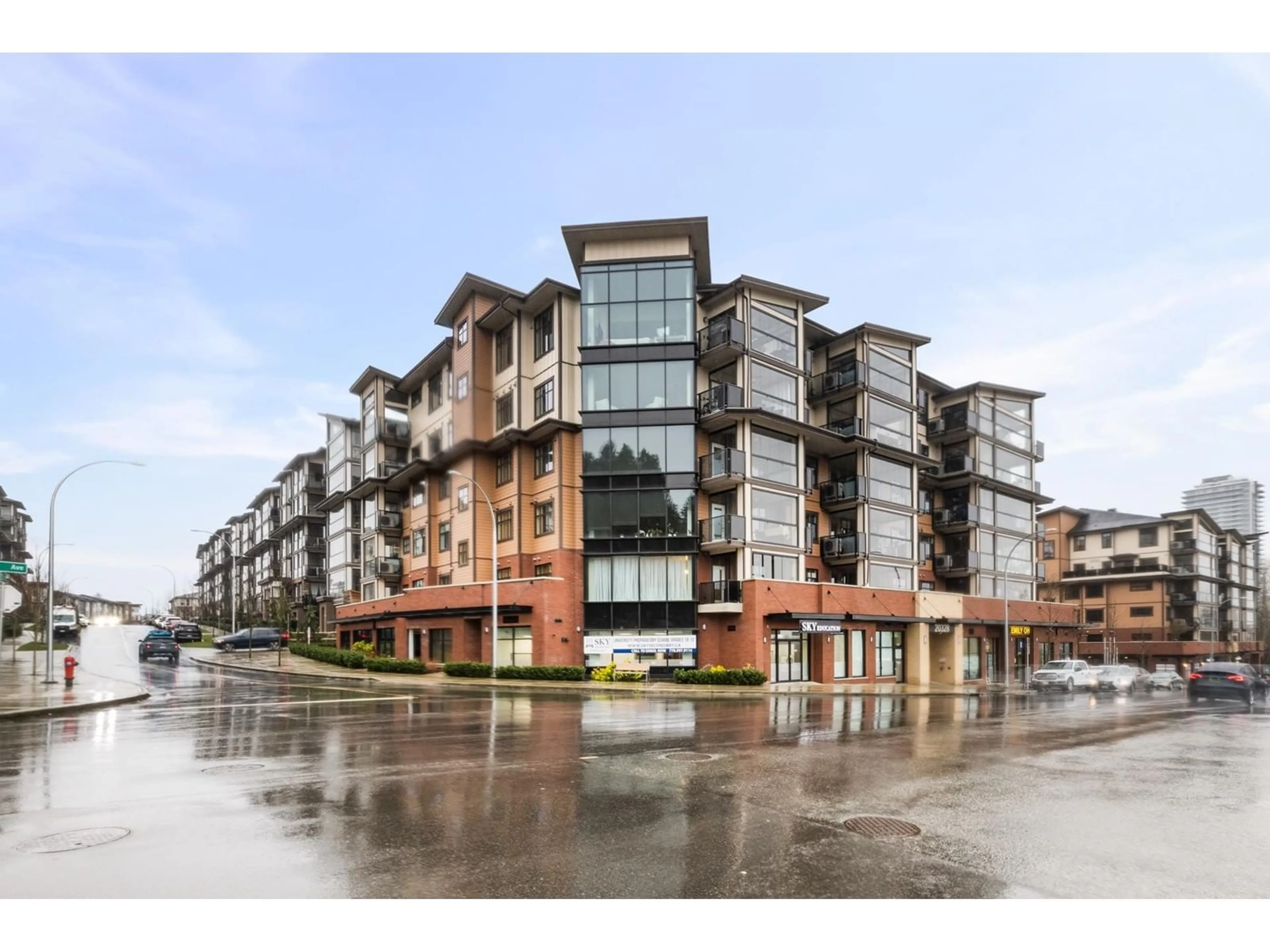 Blurry image for 309 20328 86 AVENUE, Langley British Columbia V2Y3L5