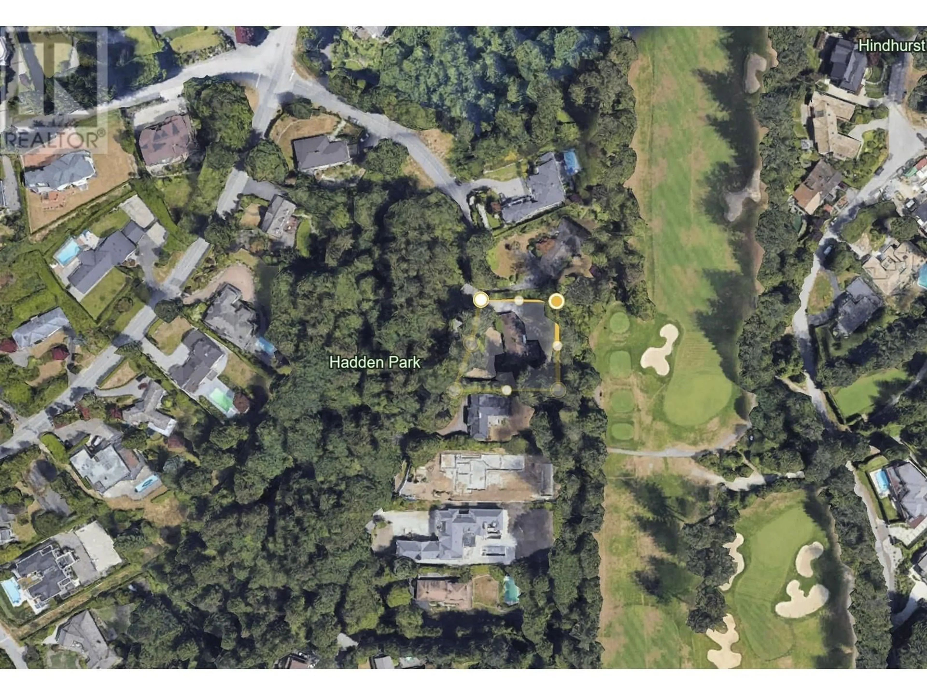 A pic from outside/outdoor area/front of a property/back of a property/a pic from drone, street for 575 HADDEN DRIVE, West Vancouver British Columbia V7S1G8