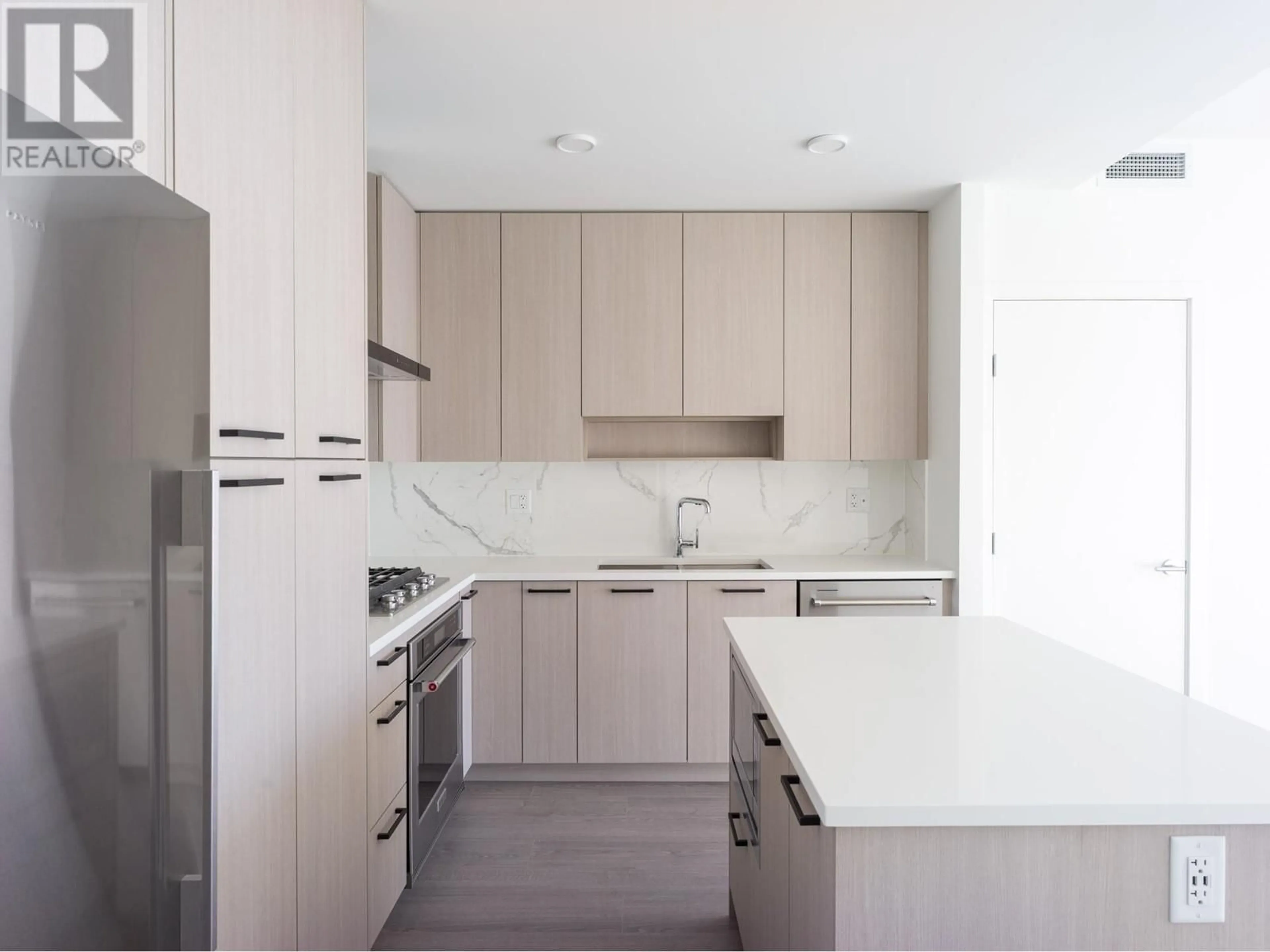 Contemporary kitchen, unknown for 2201 - 555 SYDNEY AVENUE, Coquitlam British Columbia V3K0G5