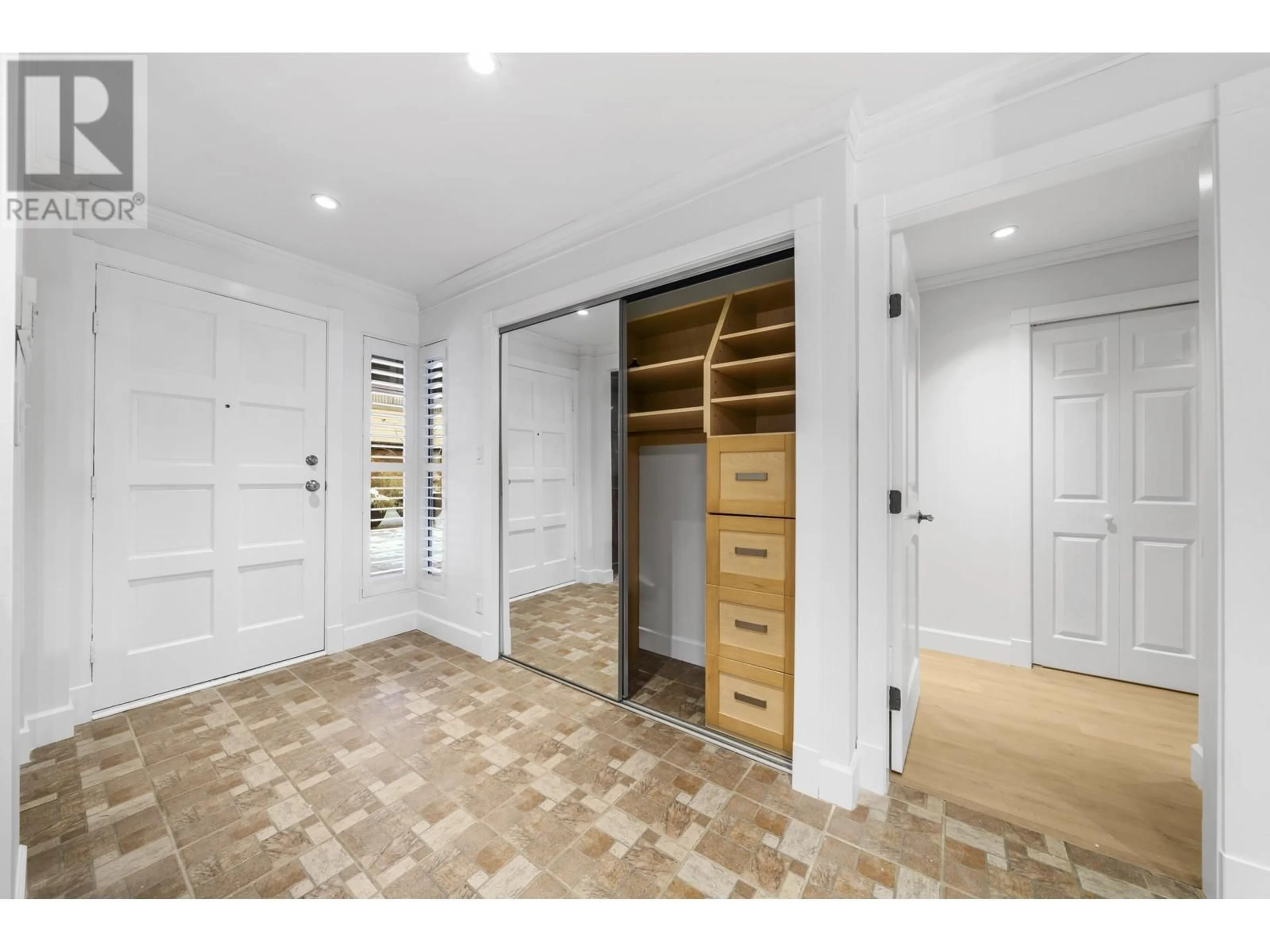 Storage room or clothes room or walk-in closet for 214 - 333 WETHERSFIELD DRIVE, Vancouver British Columbia V5X4M9