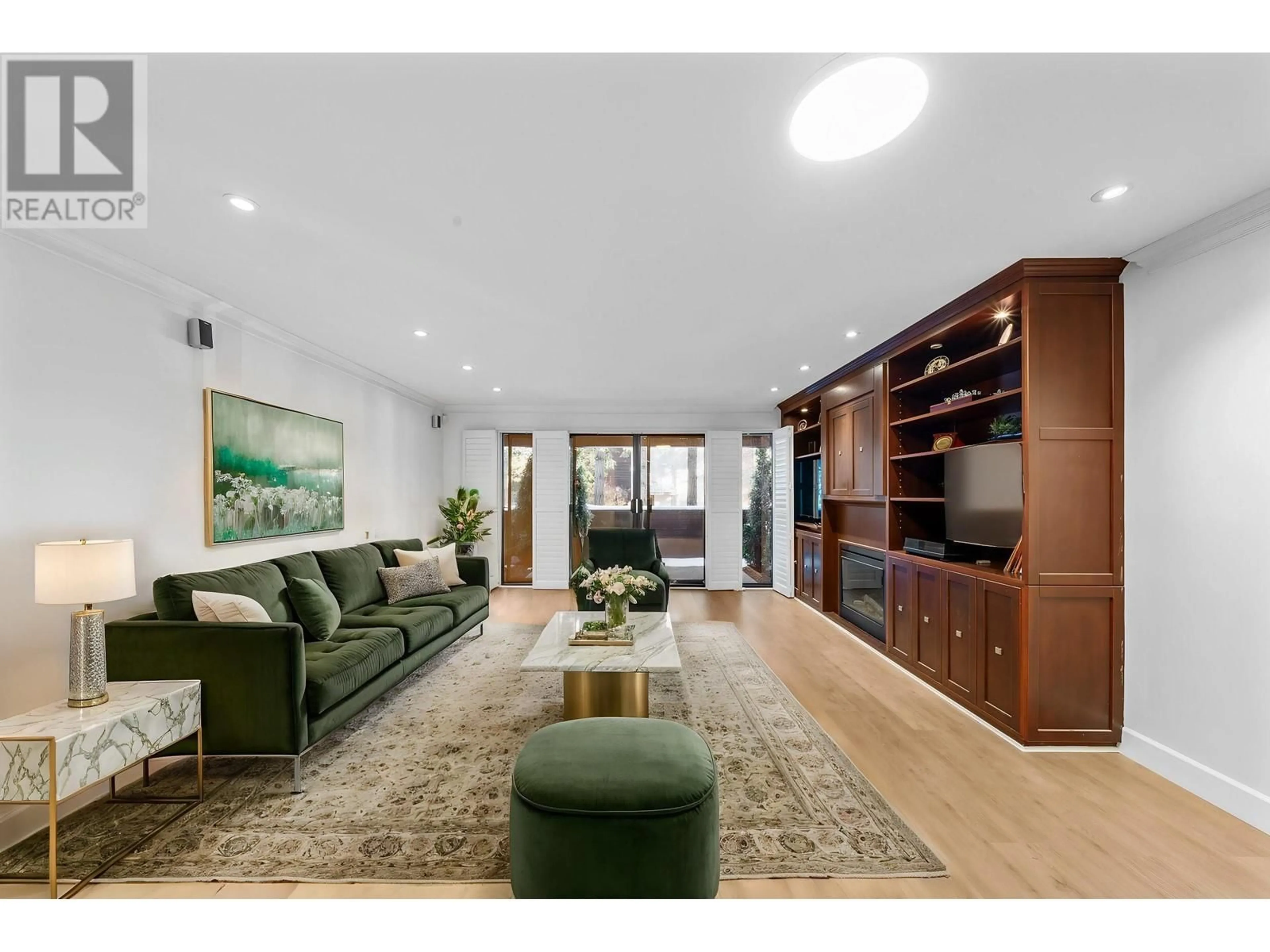 Living room with furniture, unknown for 214 - 333 WETHERSFIELD DRIVE, Vancouver British Columbia V5X4M9