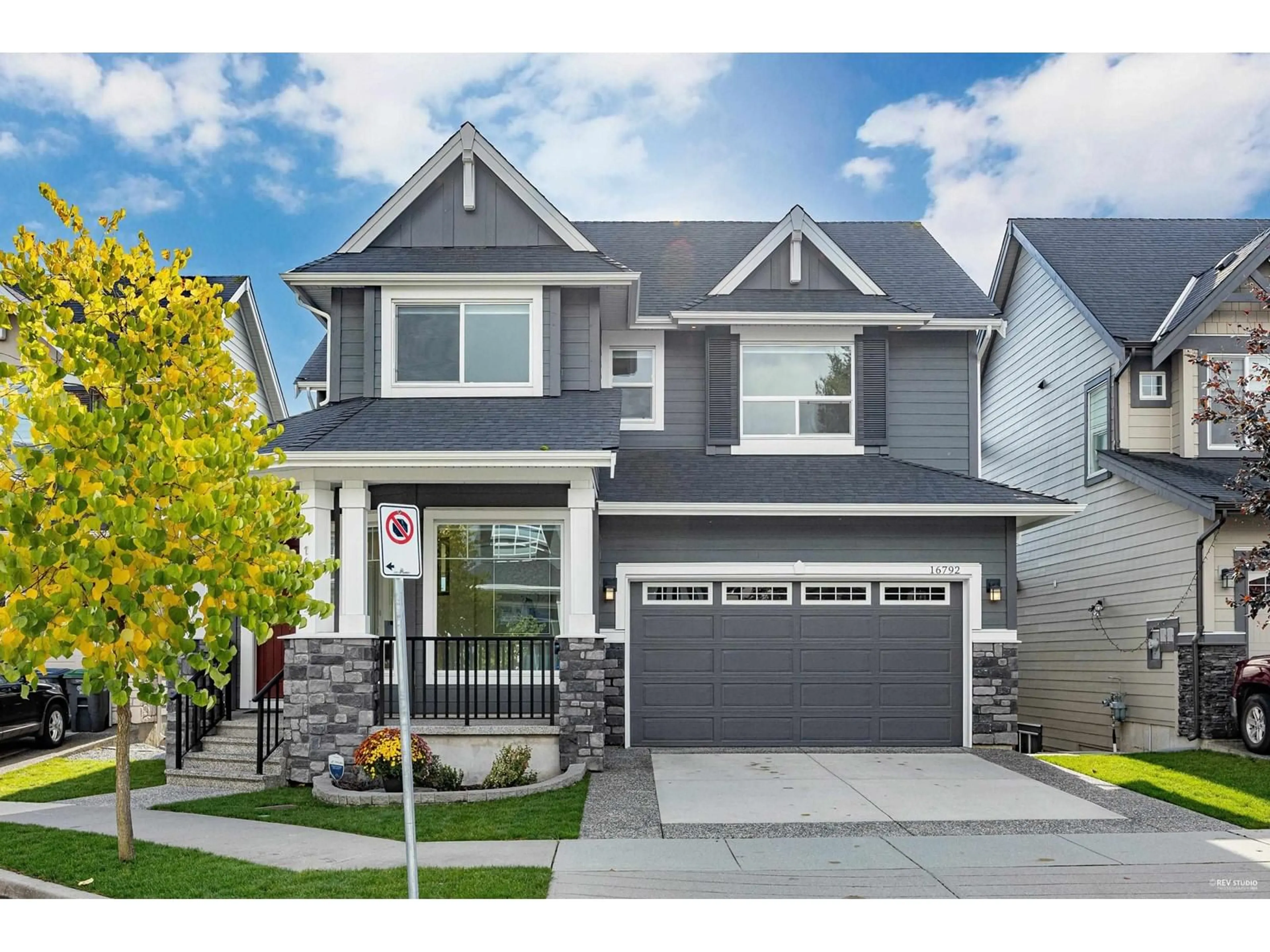 Home with vinyl exterior material, street for 16792 17B, Surrey British Columbia V3Z0T3