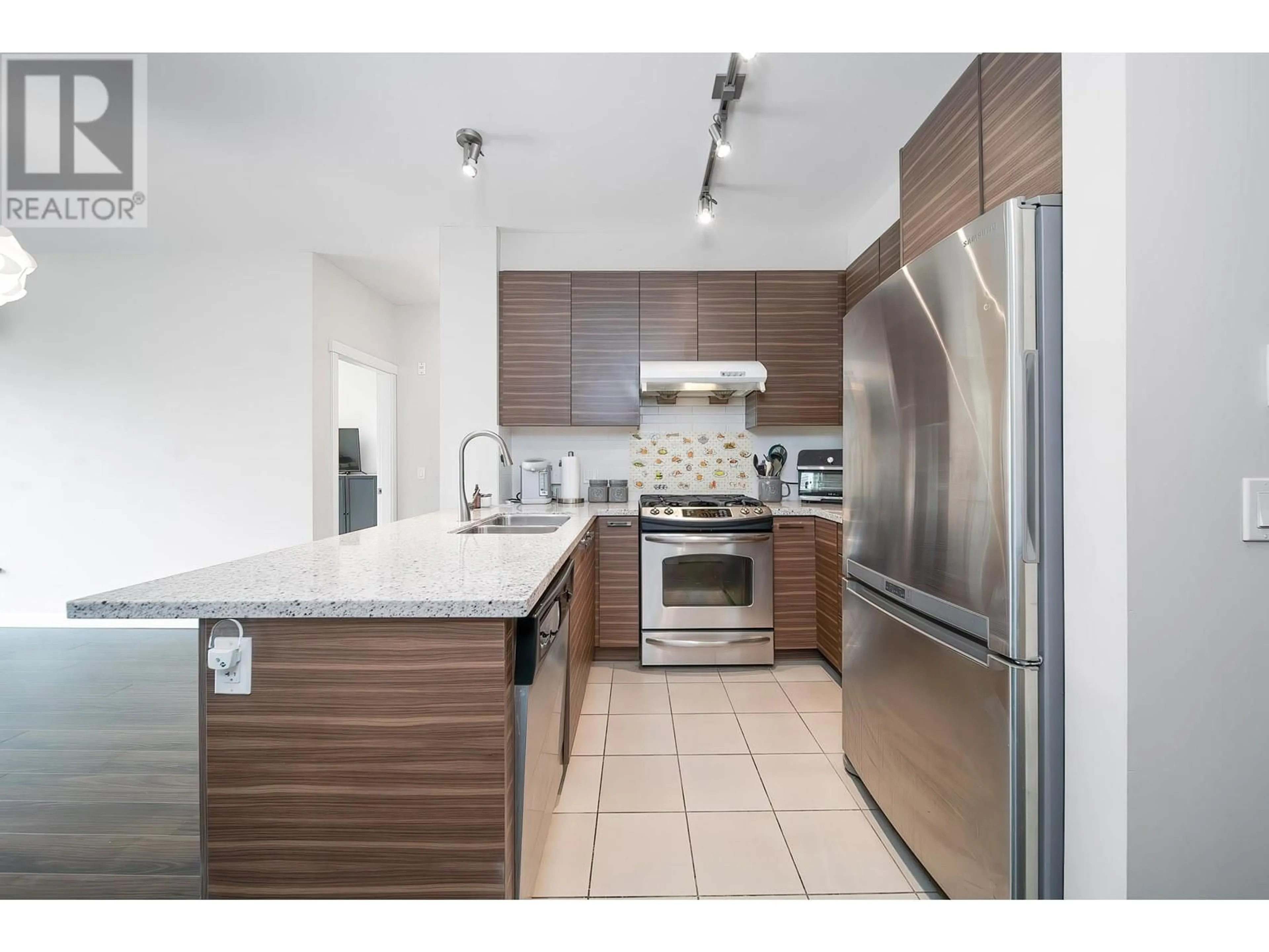 Standard kitchen, ceramic/tile floor for 317 9388 MCKIM WAY, Richmond British Columbia V6X0J7