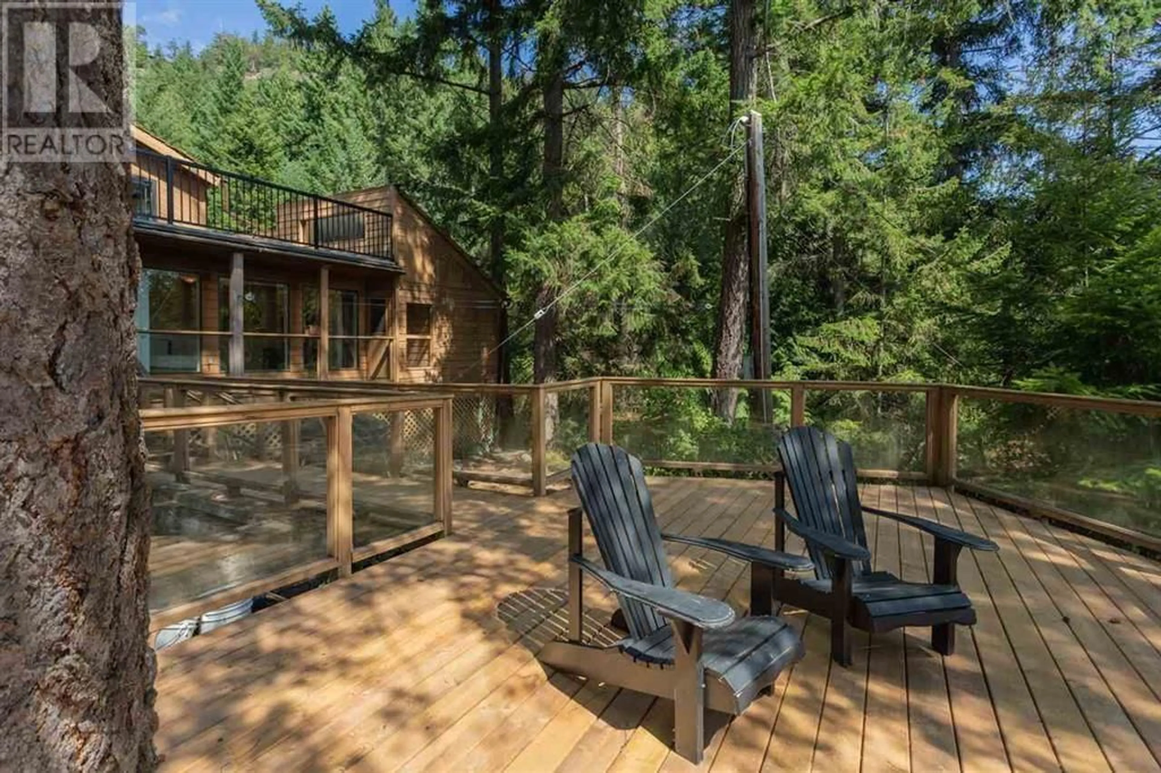 A pic from outside/outdoor area/front of a property/back of a property/a pic from drone, forest/trees view for 442 MARINERS WAY, Mayne Island British Columbia V0N2J2