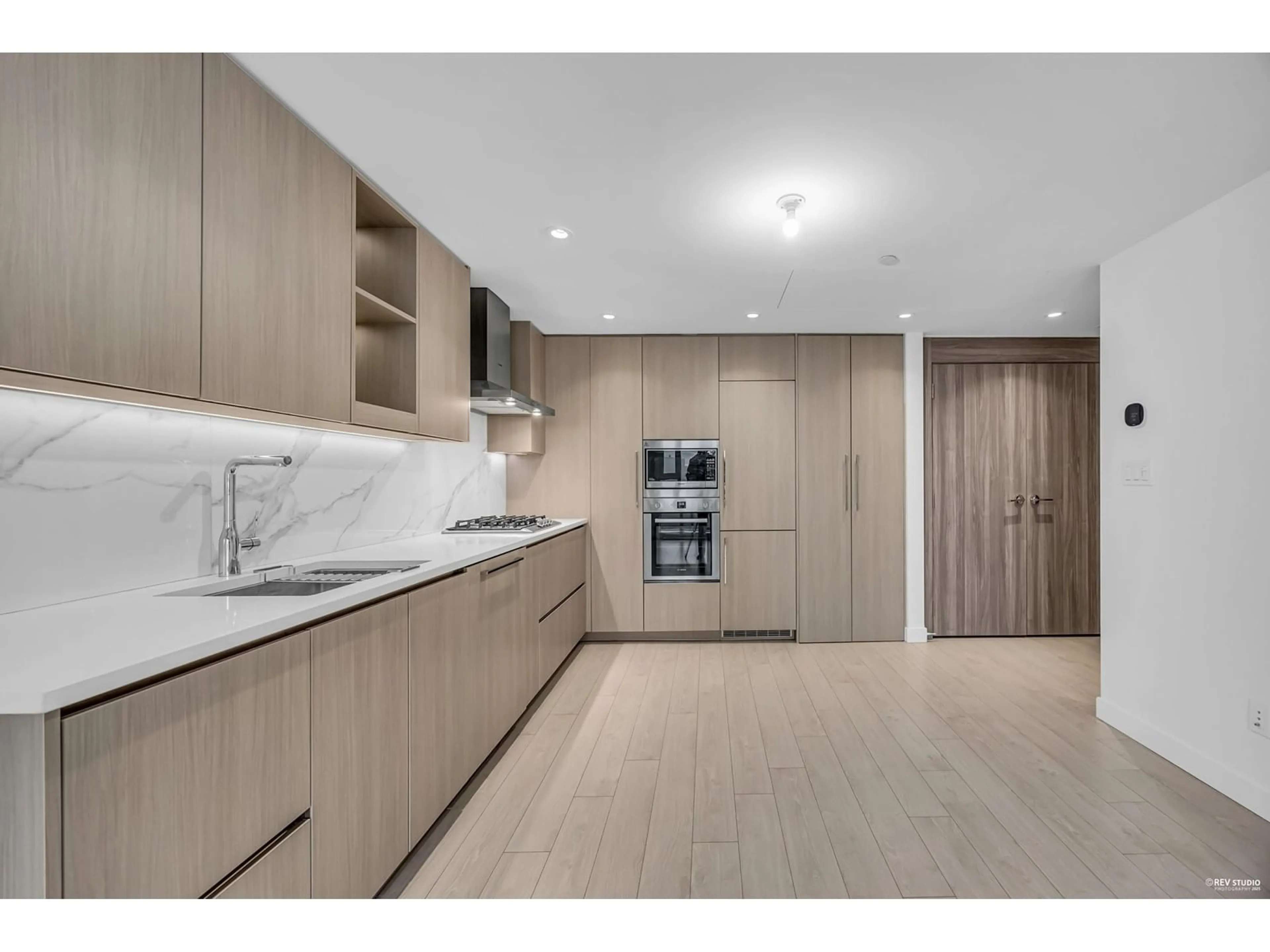 Open concept kitchen, unknown for 2311 9887 WHALLEY BOULEVARD, Surrey British Columbia V3T0P4