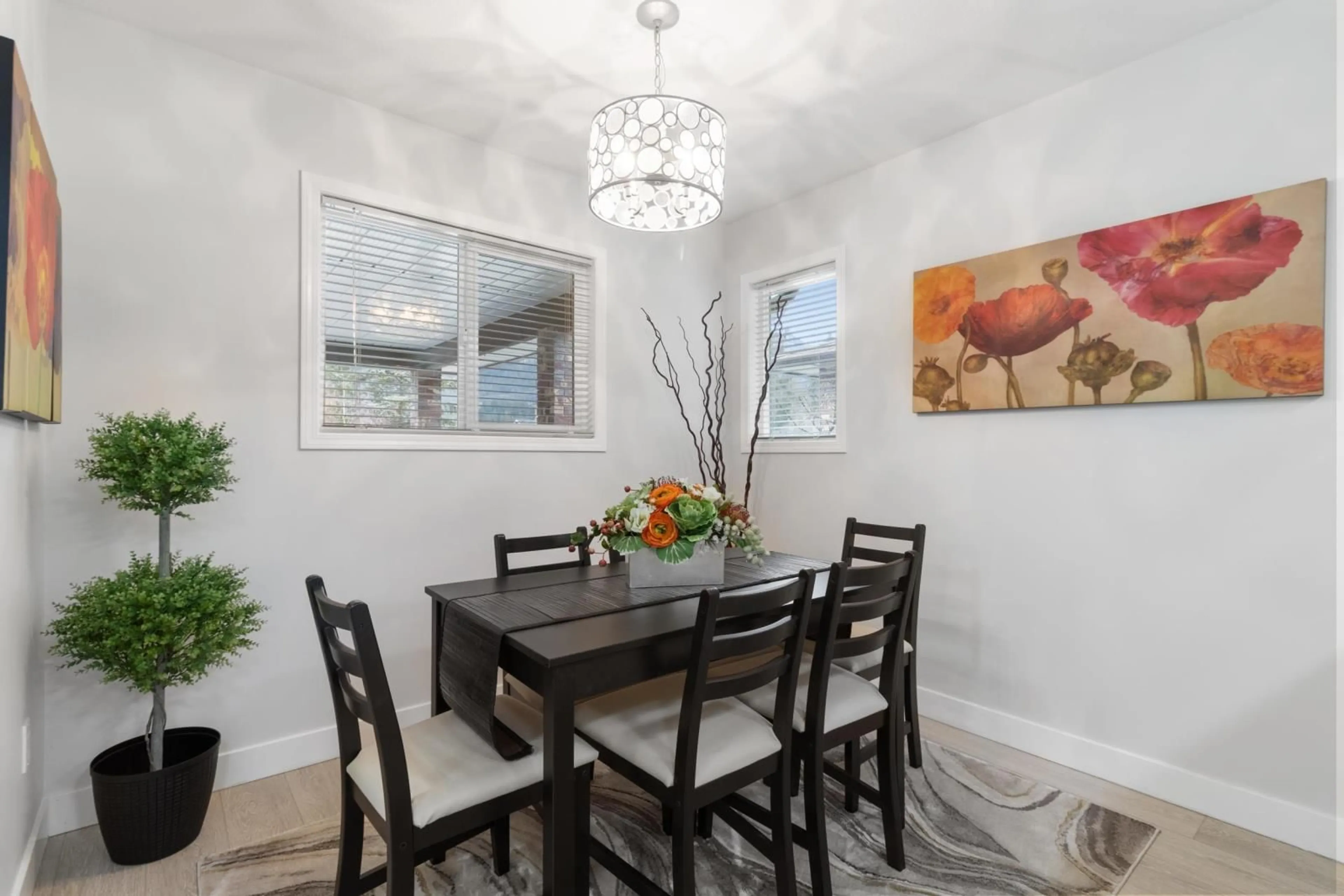 Dining room, wood/laminate floor for J - 420 RUPERT STREET, Hope British Columbia V0X1L0