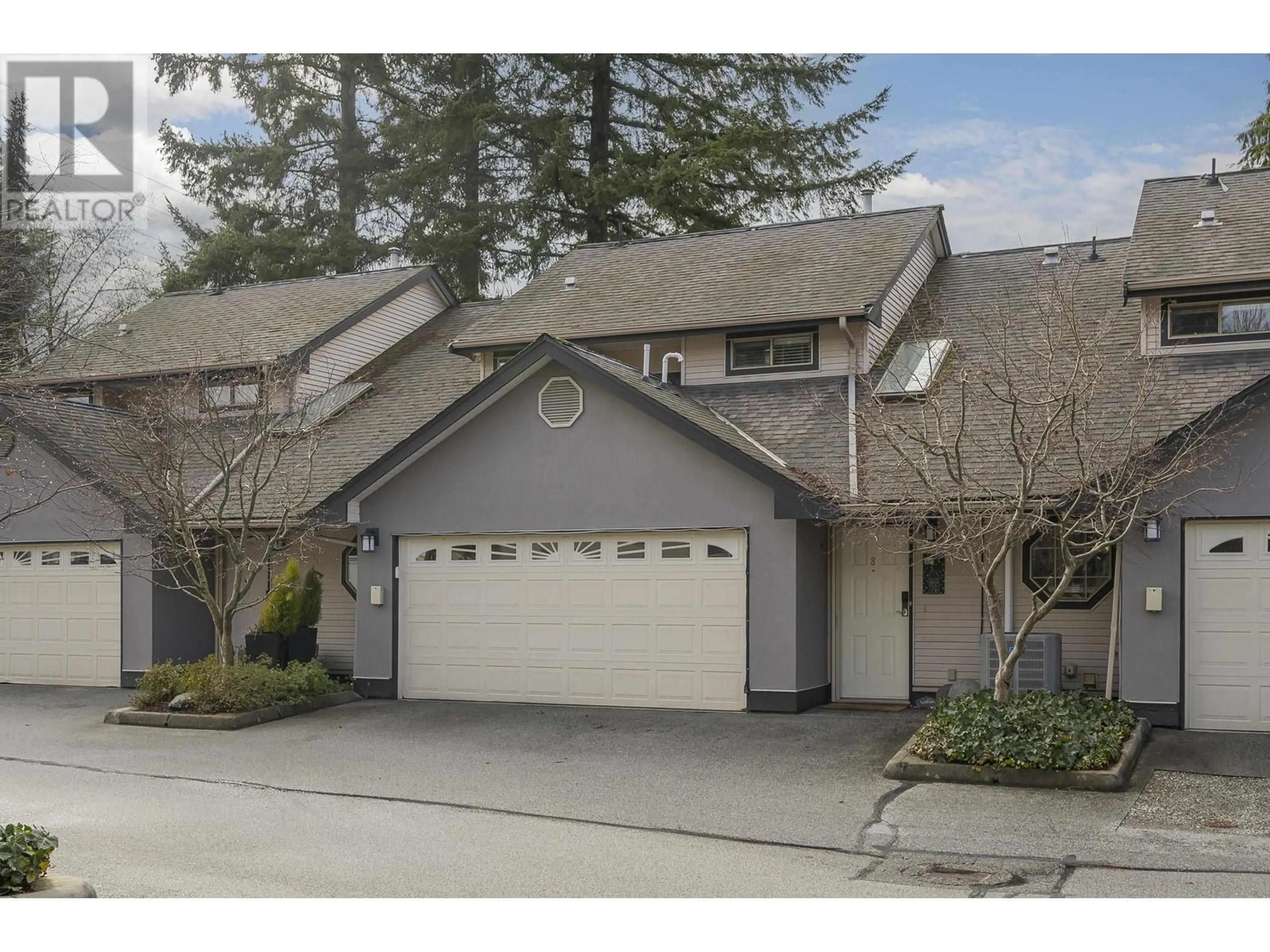 Indoor garage for 8 20841 DEWDNEY TRUNK ROAD, Maple Ridge British Columbia V2X3E7