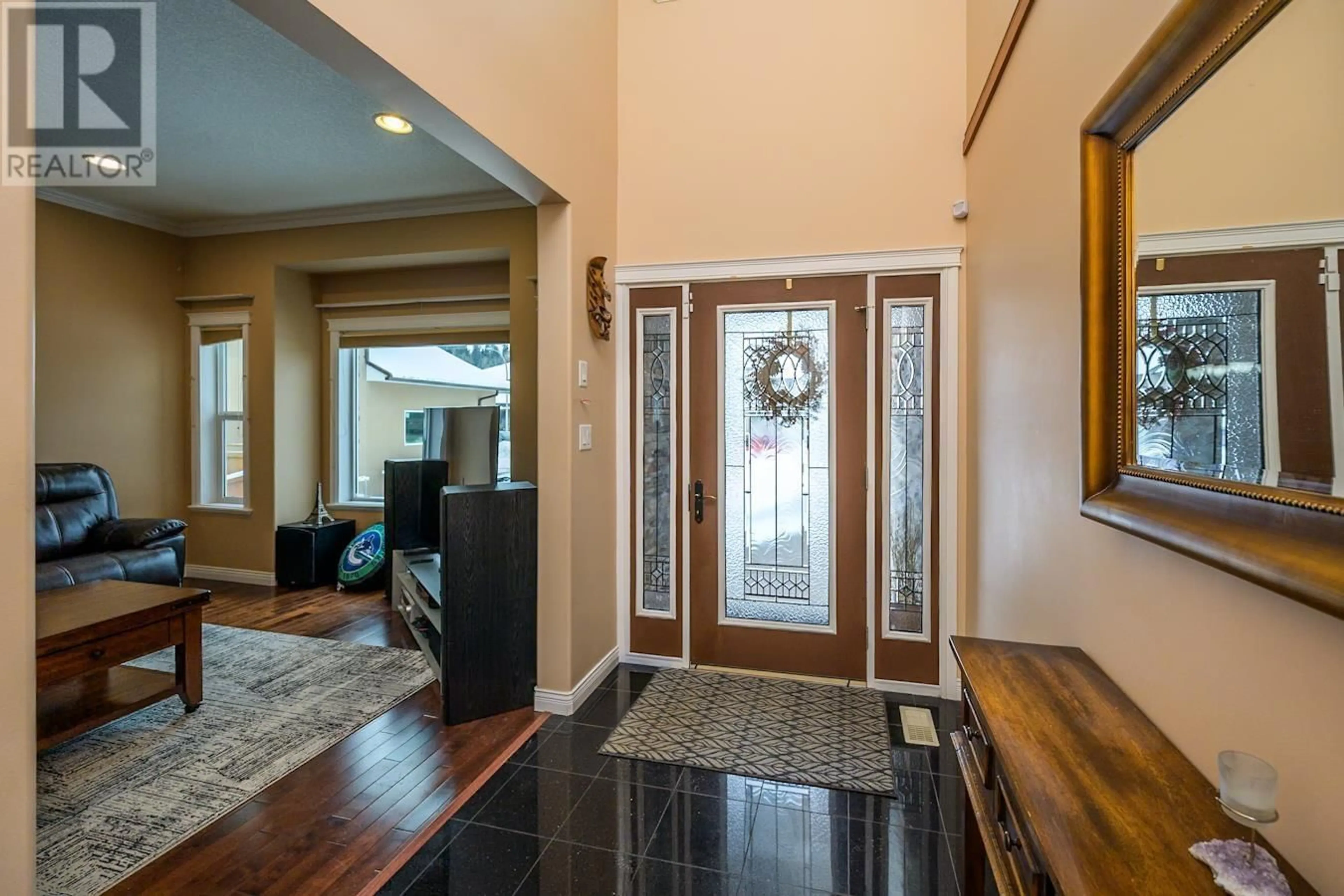 Indoor entryway for 7666 ST ANDREW PLACE, Prince George British Columbia V2N0B6