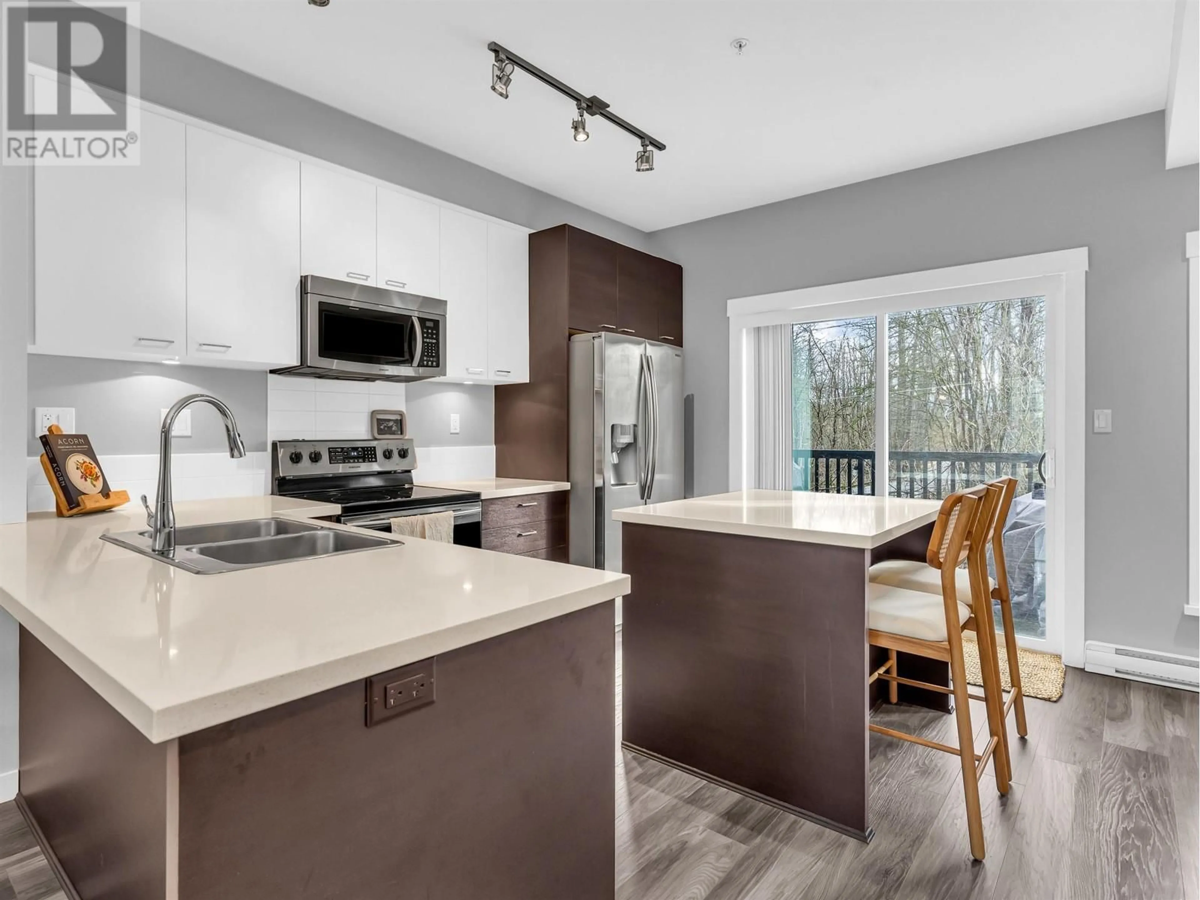 Open concept kitchen, unknown for 129 3010 RIVERBEND DRIVE, Coquitlam British Columbia V3C0B8