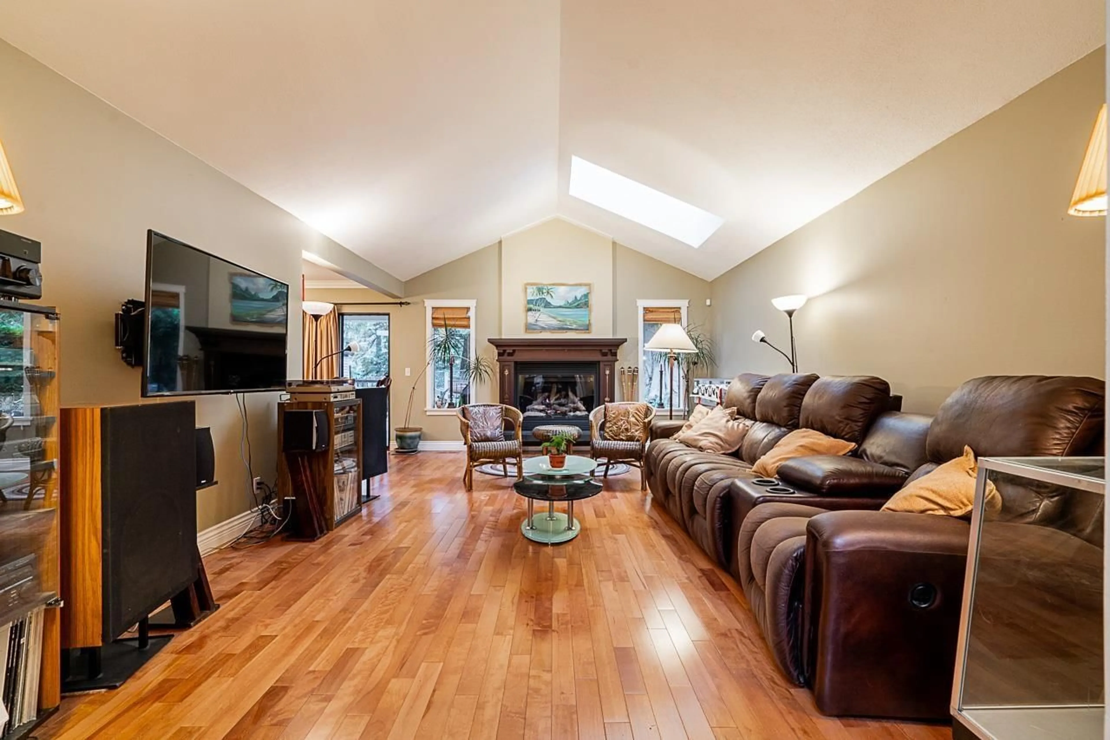 Living room with furniture, unknown for 11221 CANYON CRESCENT, Delta British Columbia V4E2R6