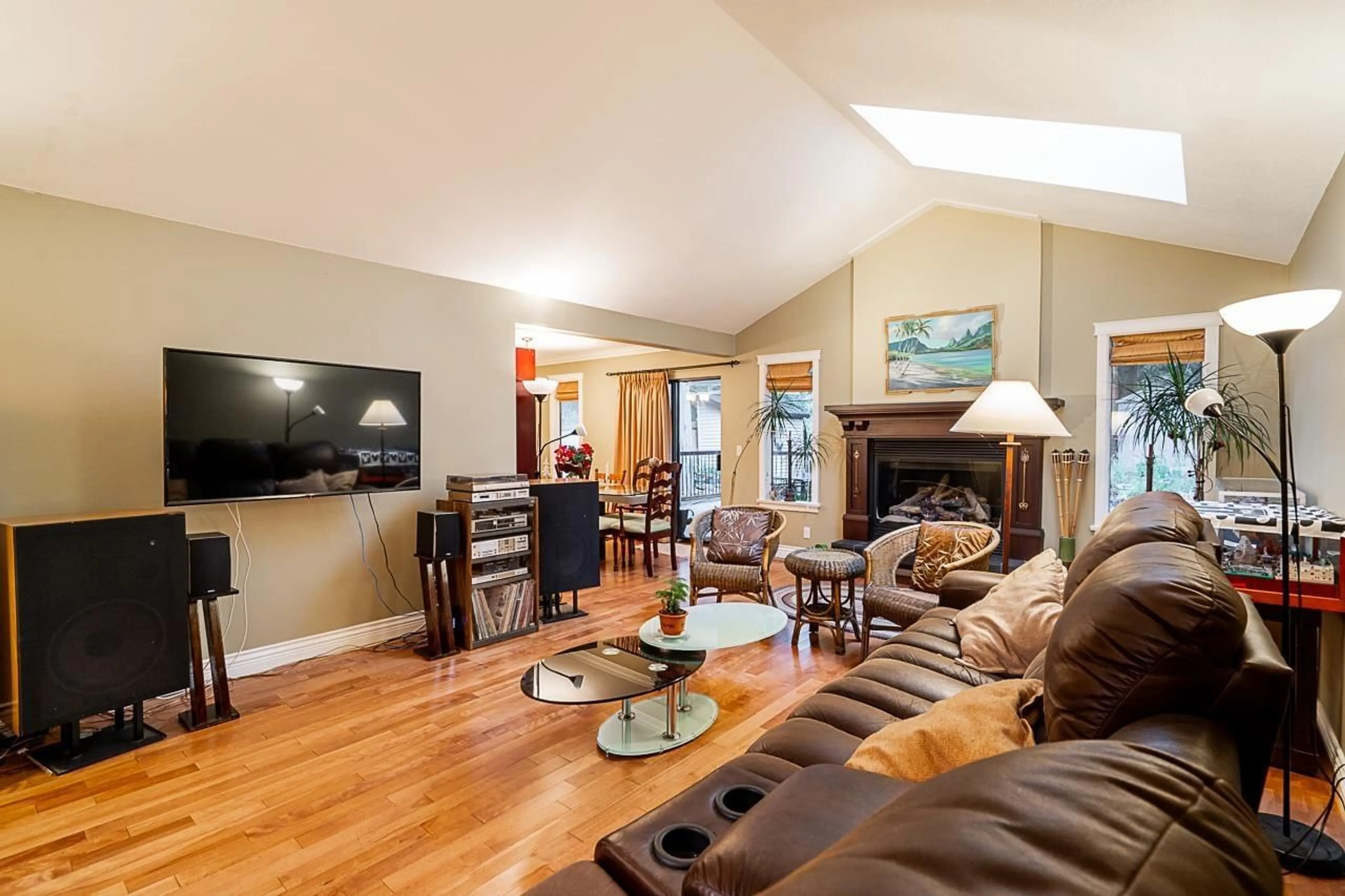 Living room with furniture, unknown for 11221 CANYON CRESCENT, Delta British Columbia V4E2R6