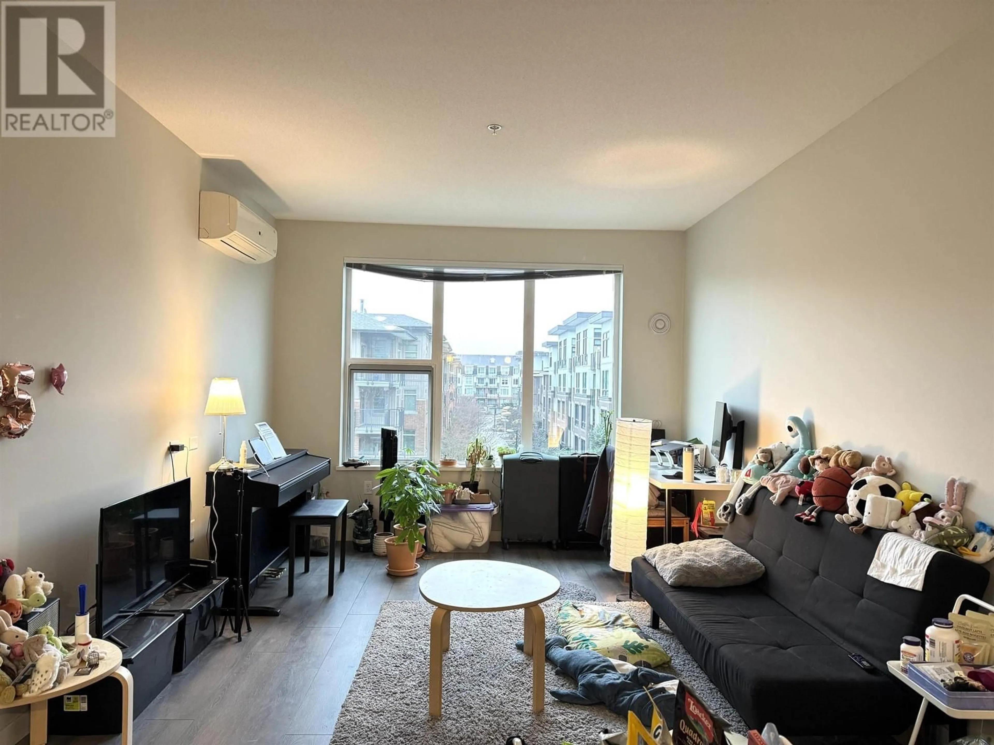 Living room with furniture, unknown for 305 - 9366 TOMICKI AVENUE, Richmond British Columbia V6X0N9