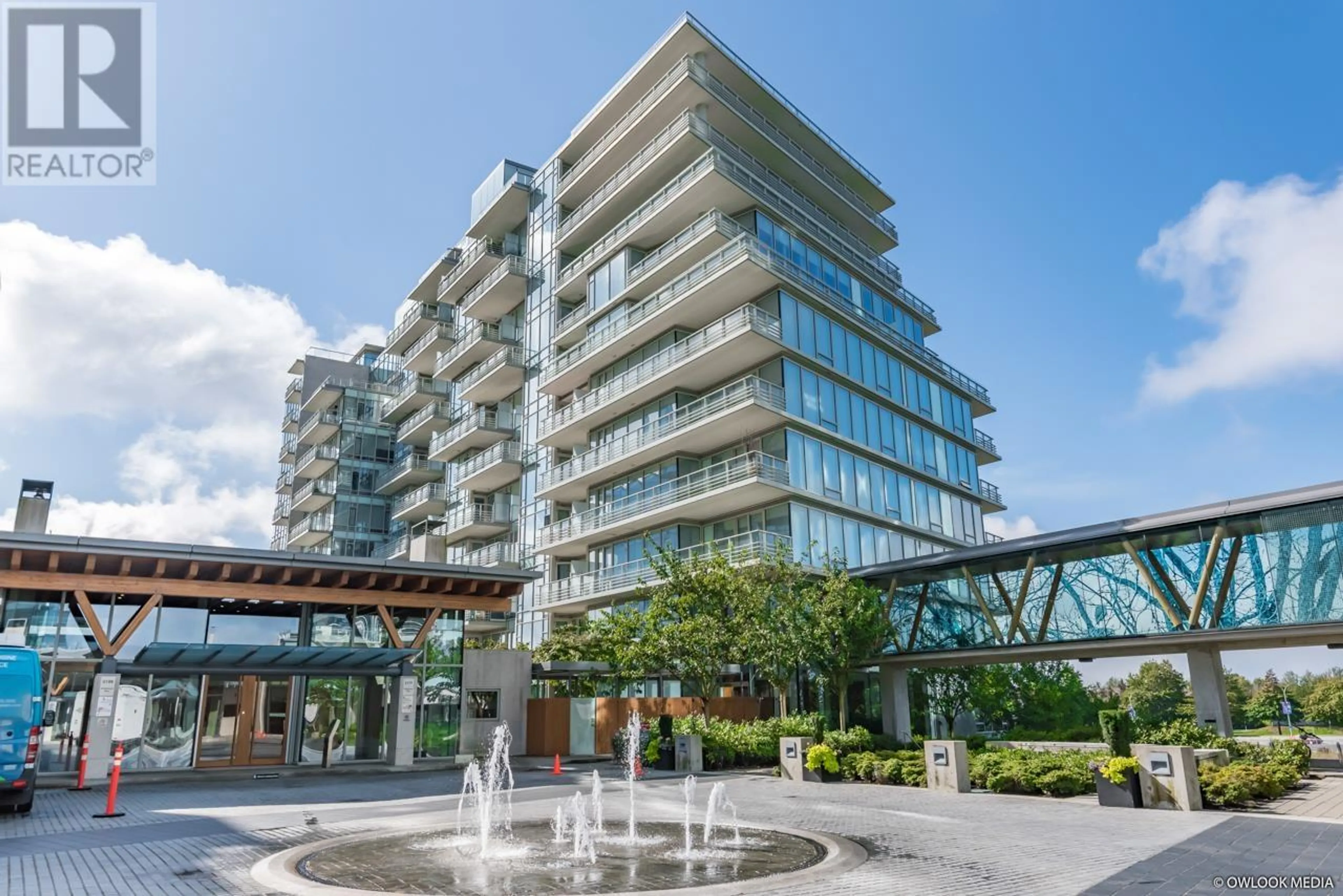 Indoor foyer for 309 - 5177 BRIGHOUSE WAY, Richmond British Columbia V7C0A7