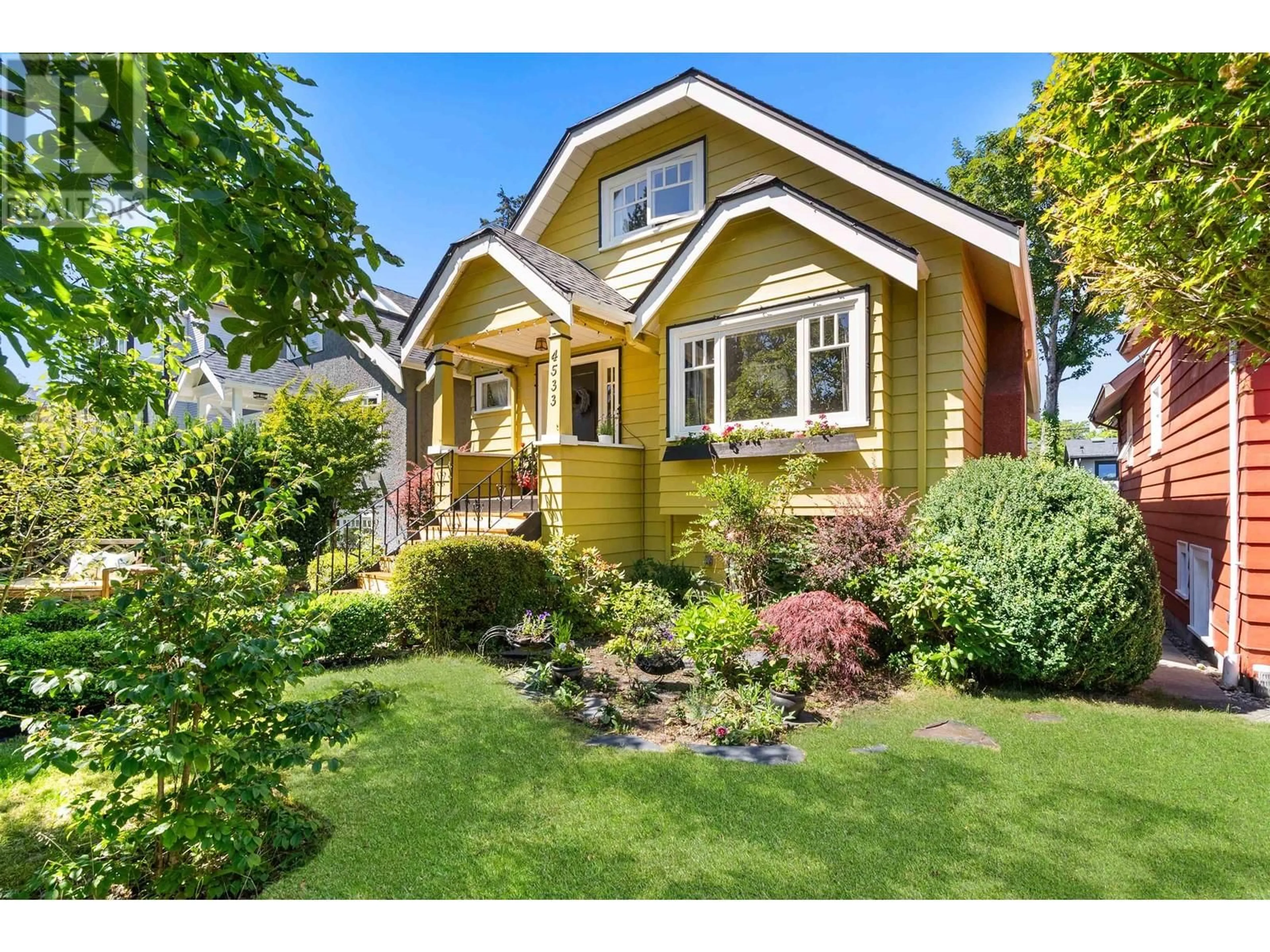 Home with vinyl exterior material, street for 4533 W 8TH AVENUE, Vancouver British Columbia V6R2A4